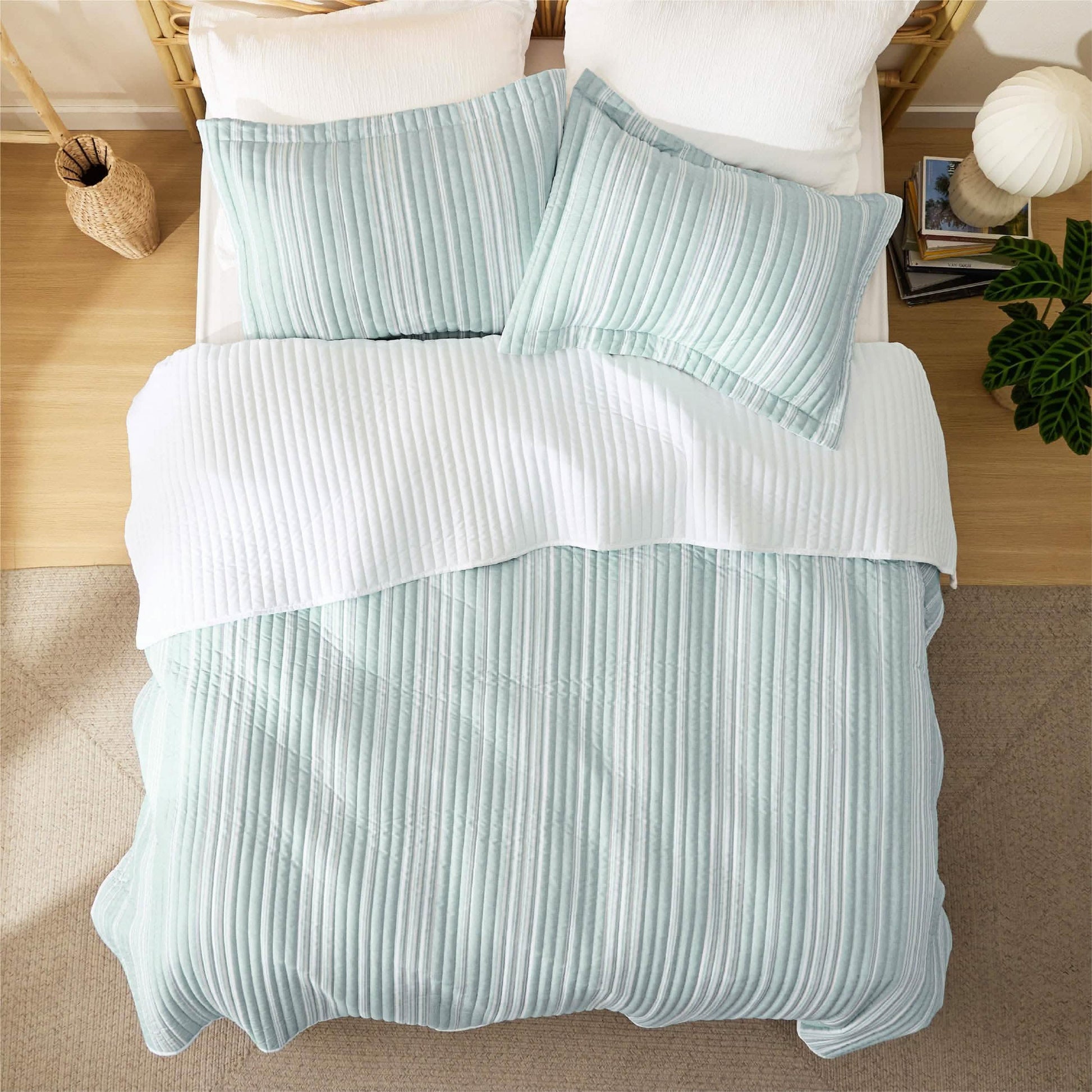 GentleSoft™ Chill Vibes Quilt Set