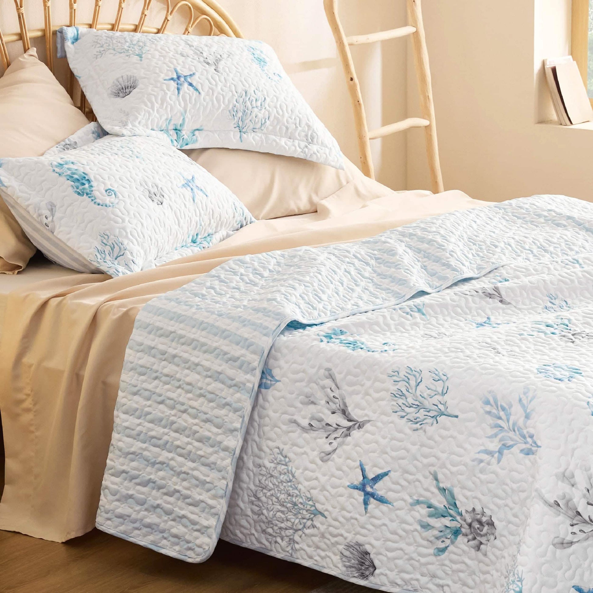 GentleSoft™ Chill Vibes Quilt Set