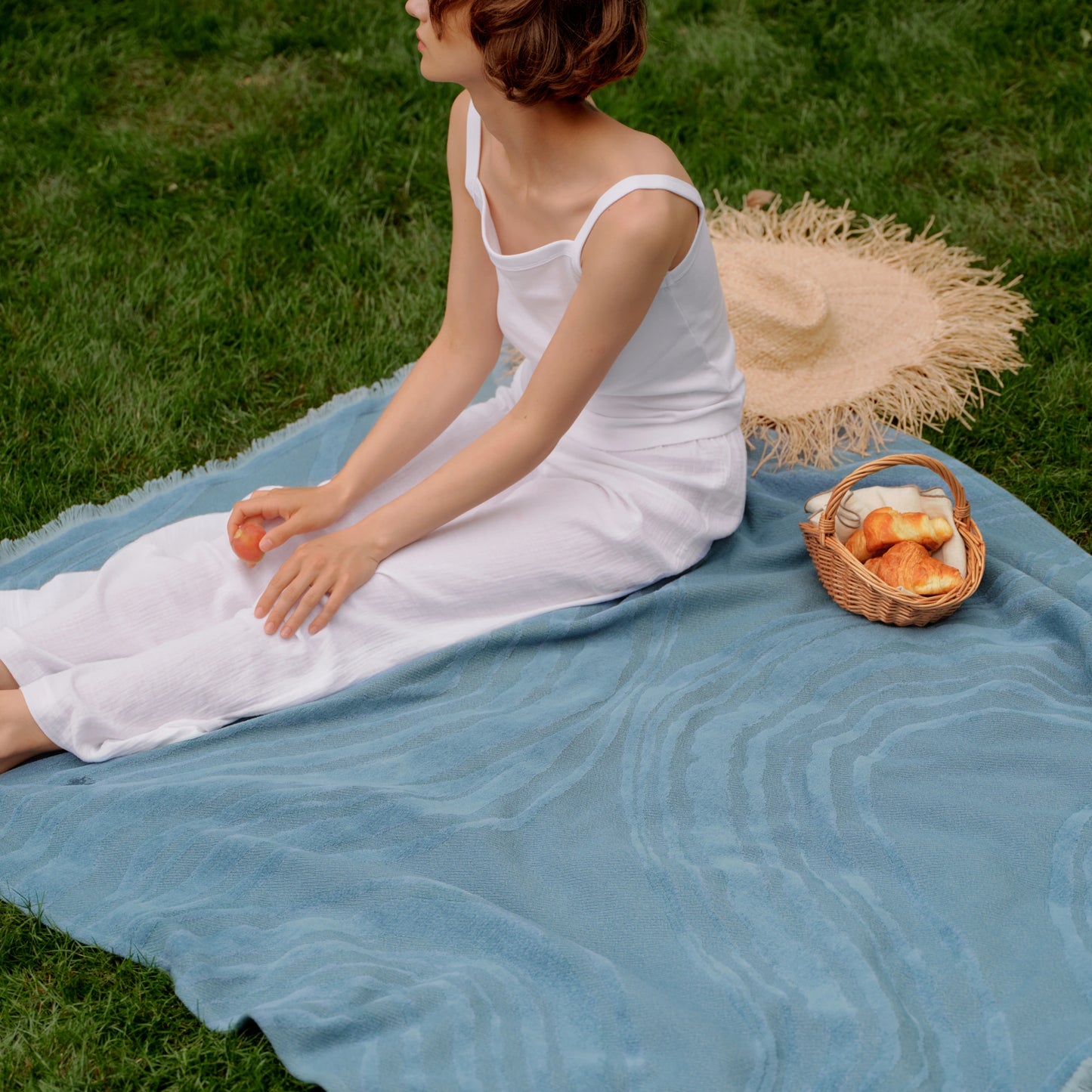 GentleSoft™ Chenille Woven Textured Blanket