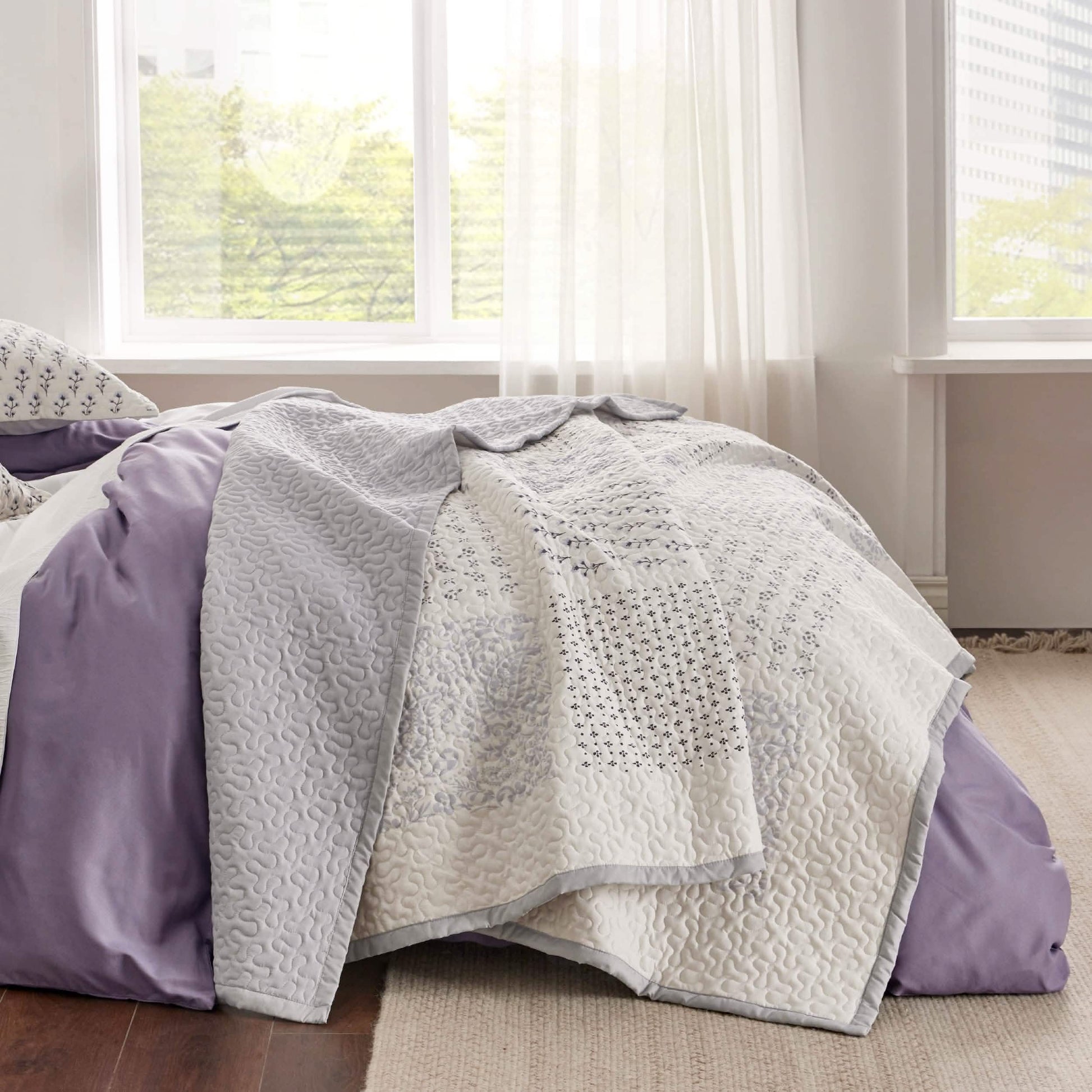 GentleSoft™ Botanical Quilt Set