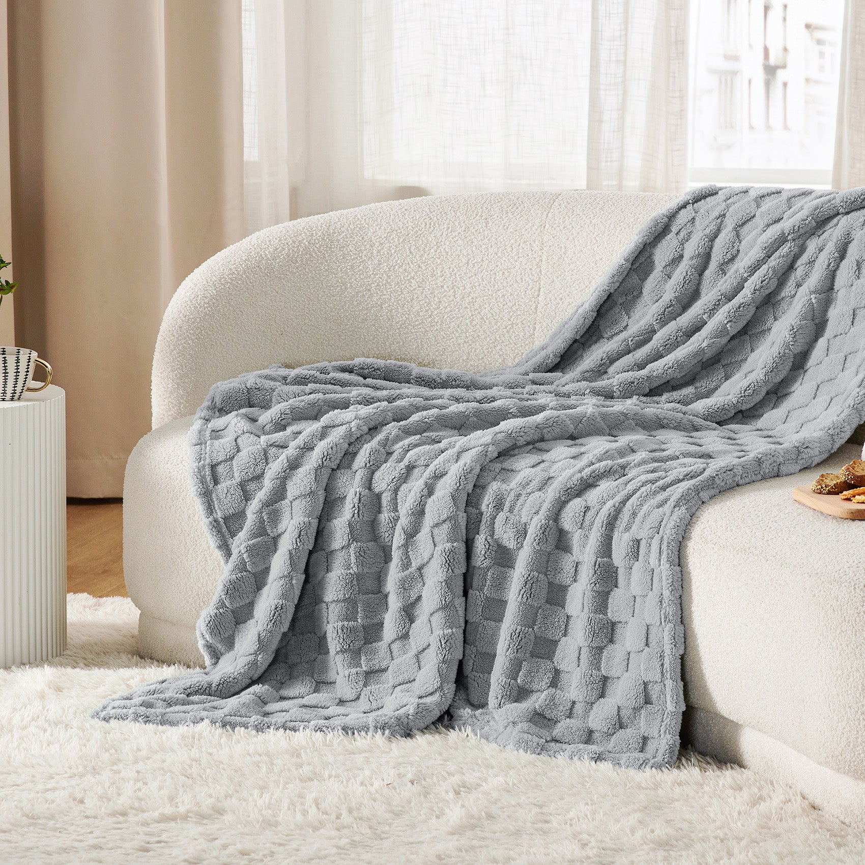 GentleSoft™ Jacquard Shaggy Sherpa Blanket