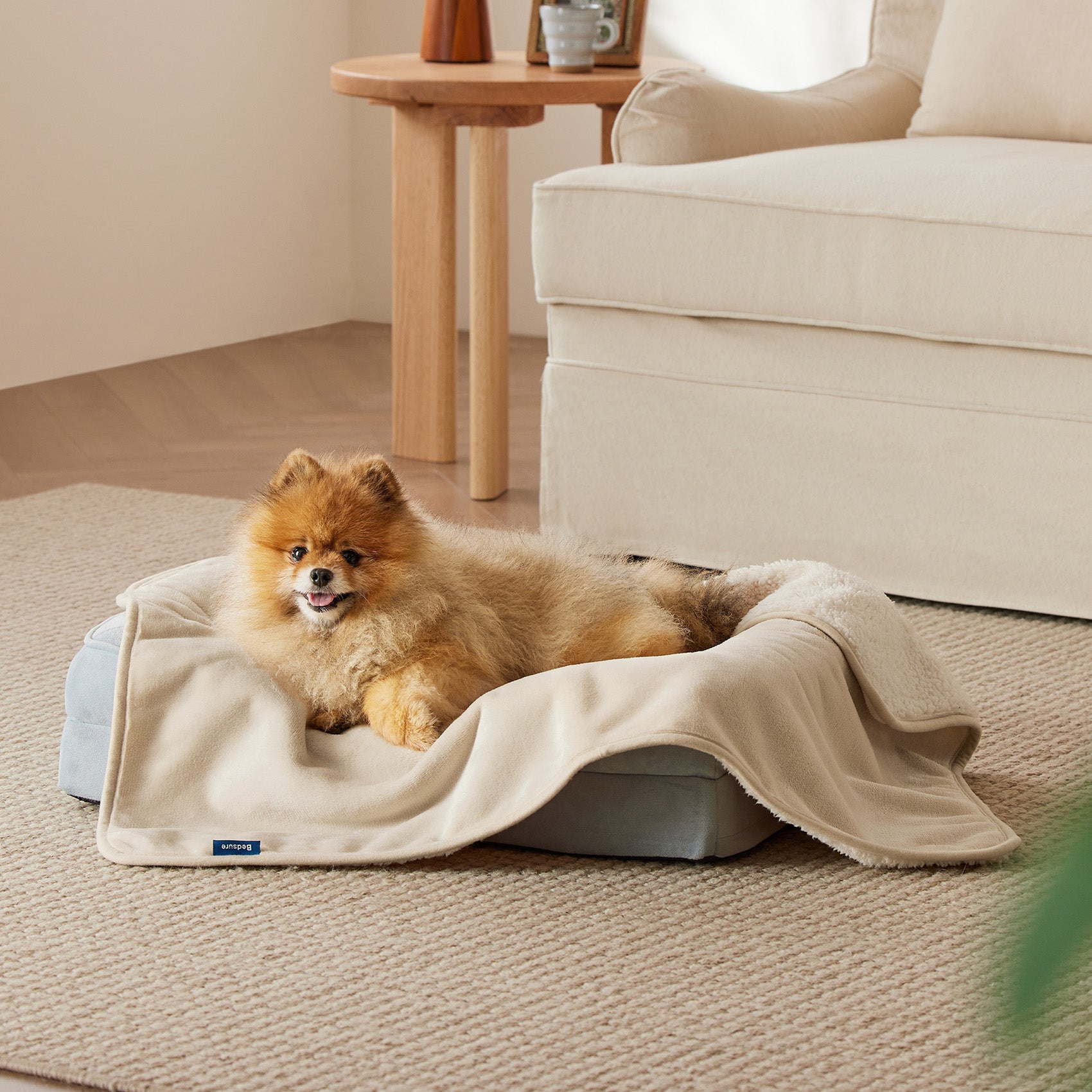 Reversible Sherpa and Microfiber Fleece Dog Blanket Bedsure®