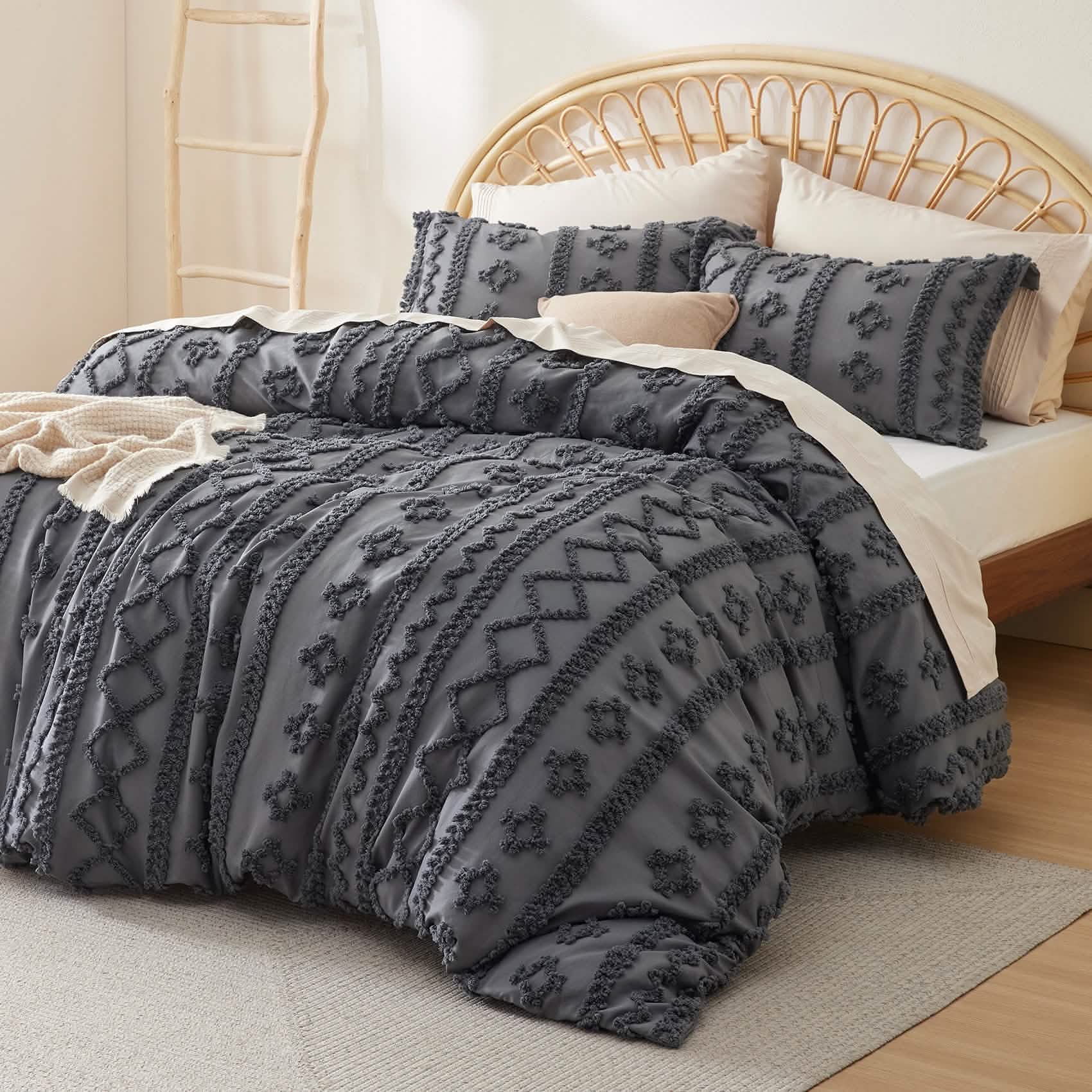 GentleSoft™ Boho Tufted Embroidery Duvet Cover Set