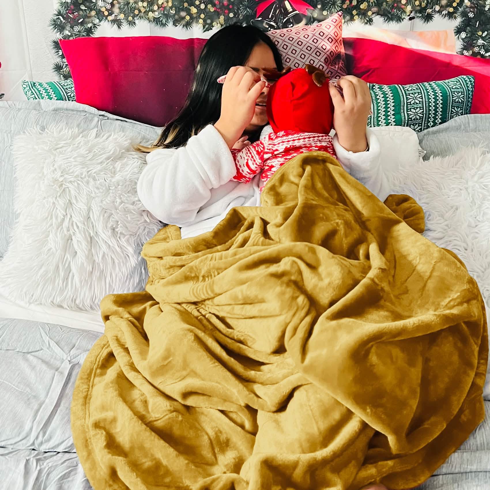 GentleSoft™ Flannel Fleece Blanket 300gsm