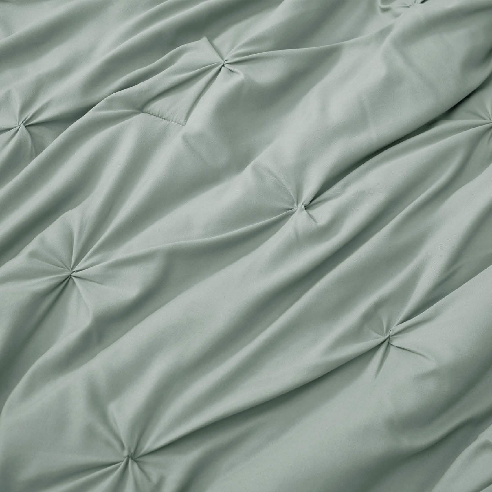 GentleSoft™ Pintuck Bed-in-a-Bag