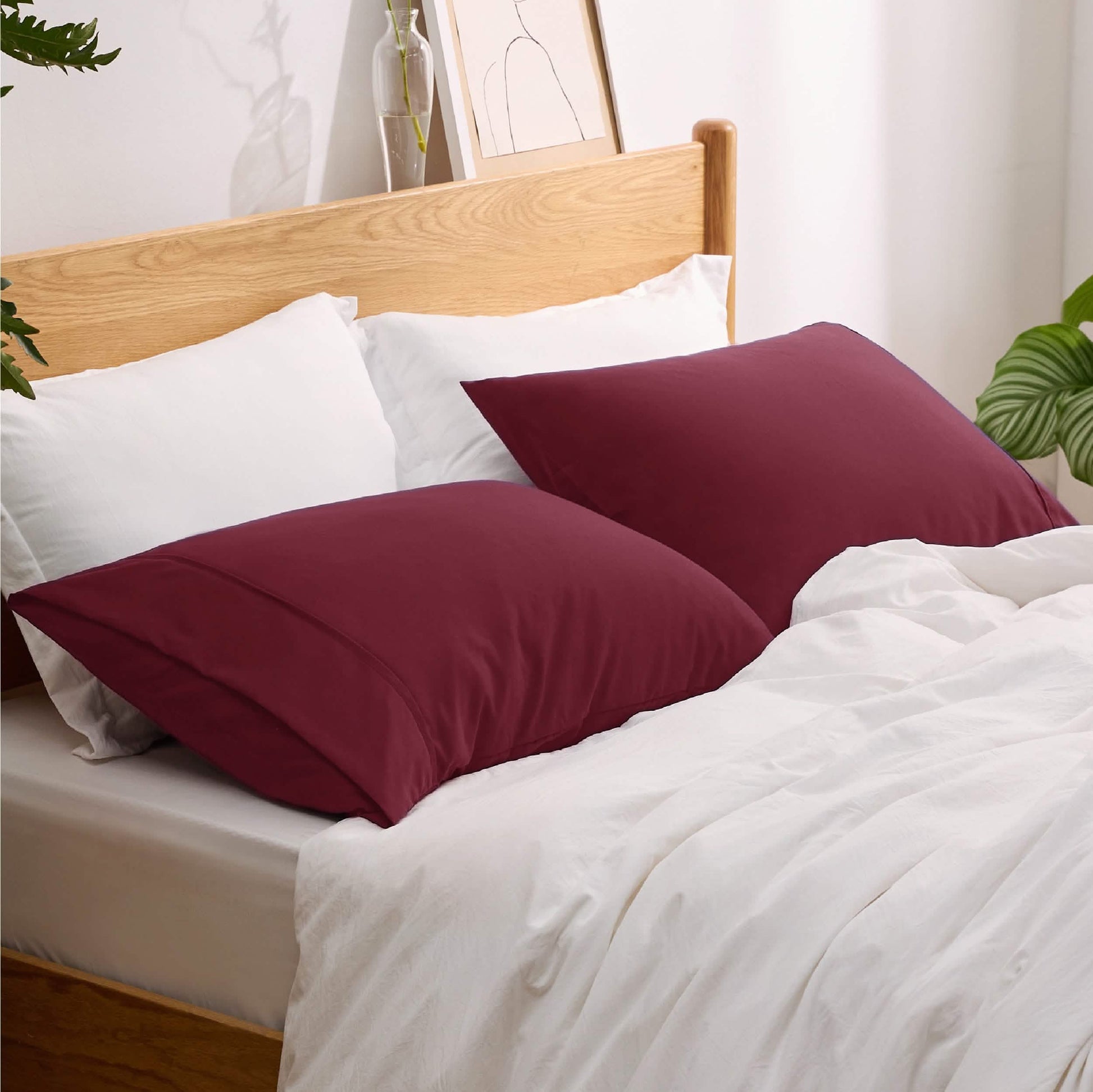 GentleSoft™ Fade and Stain Resistant Microfiber Pillowcase