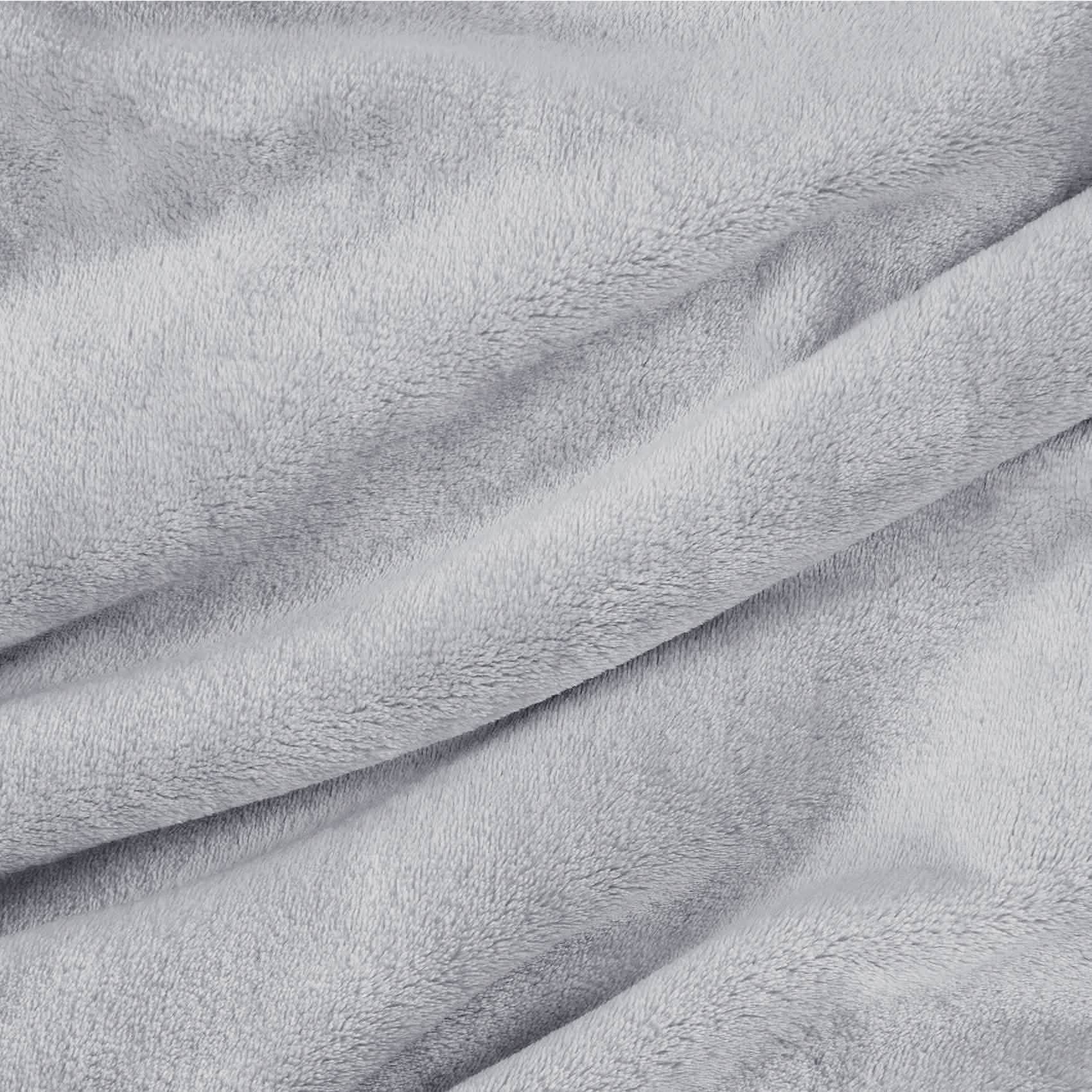 GentleSoft™ Flannel Fleece Blanket 300gsm