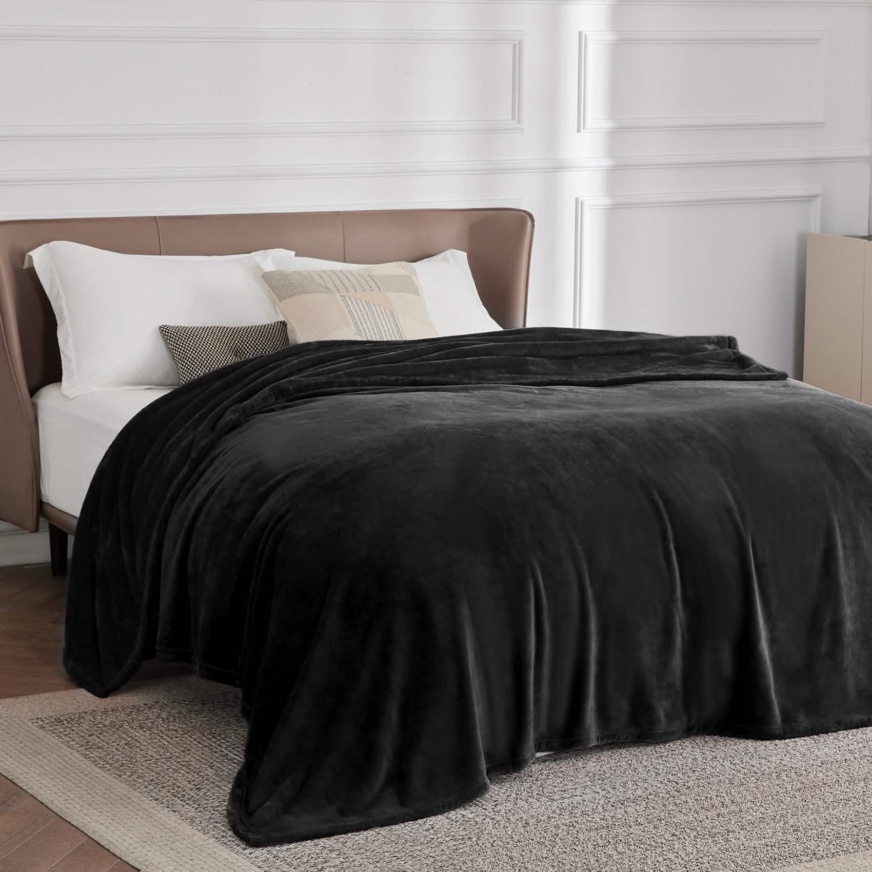 GentleSoft™ Flannel Fleece Blanket 300gsm