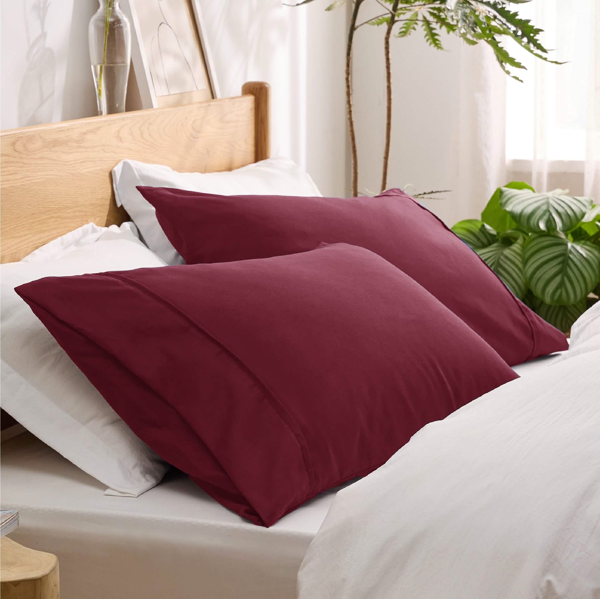 GentleSoft™ Fade and Stain Resistant Microfiber Pillowcase