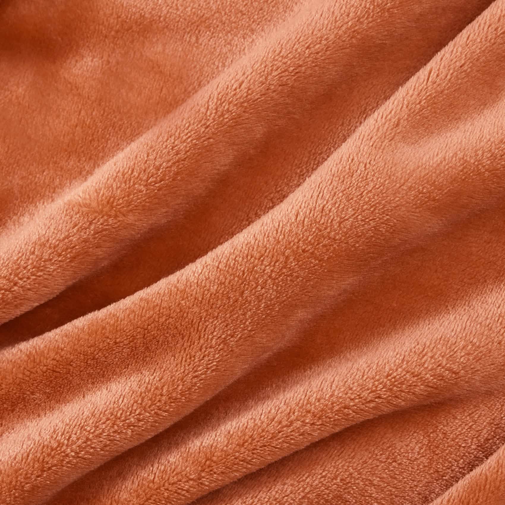 GentleSoft™ Flannel Fleece Blanket 300gsm