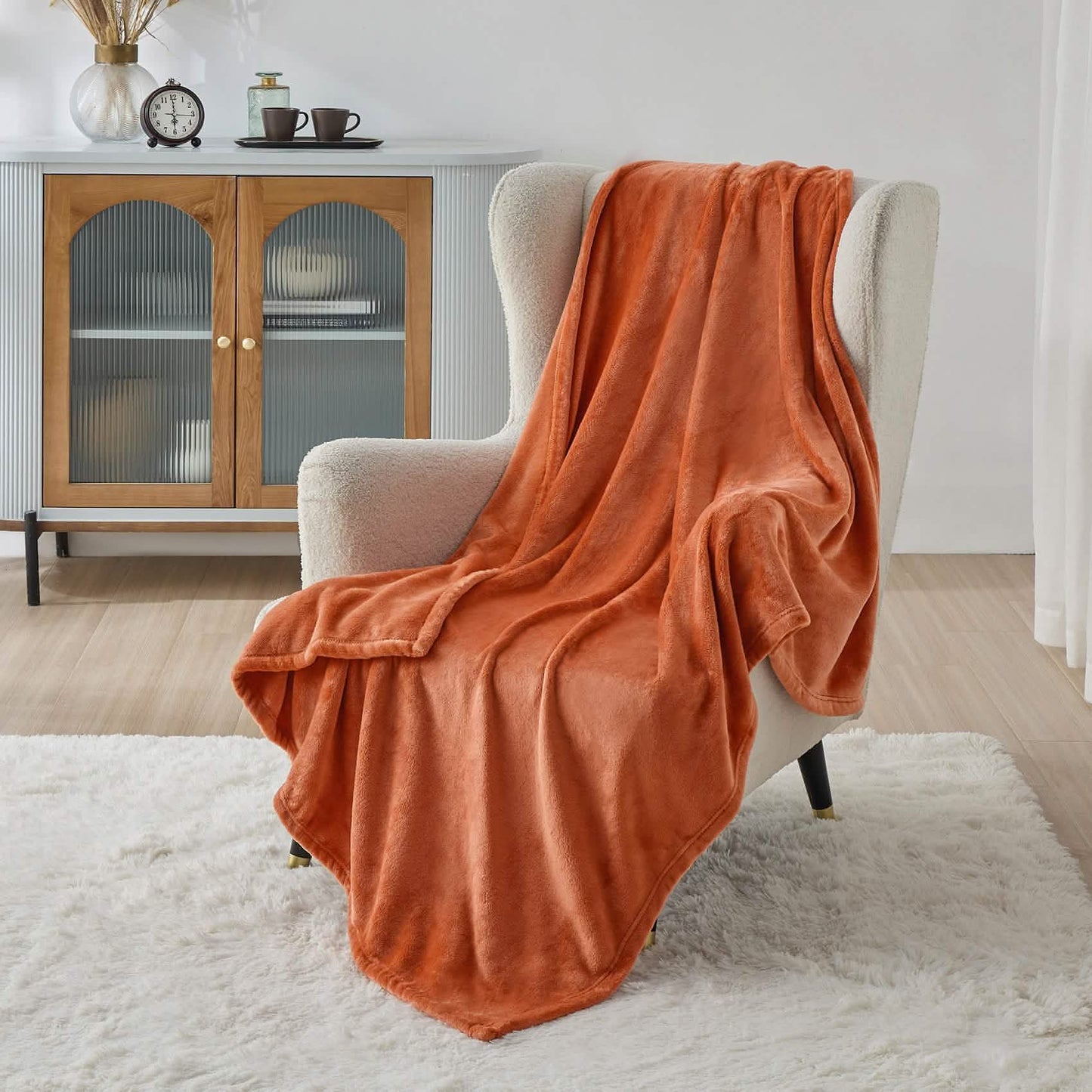 GentleSoft™ Flannel Fleece Blanket 300gsm