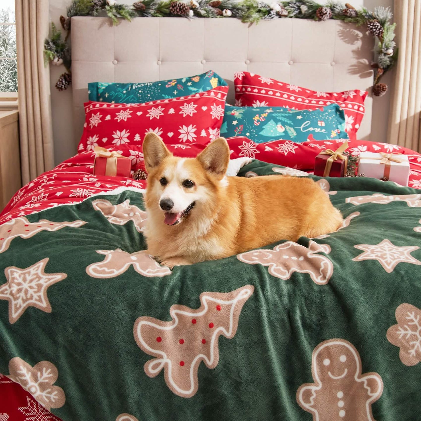GentleSoft™ Christmas Gingerbread Green Sherpa Throw Blanket