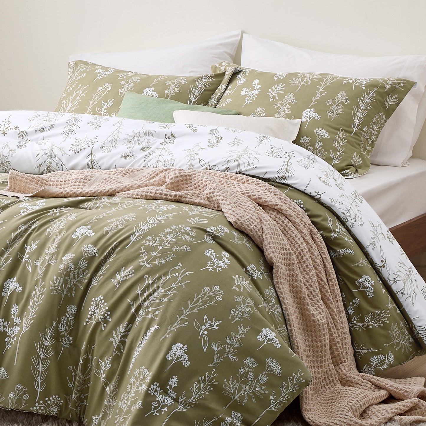 GentleSoft® Reversible Floral Print Duvet Cover Set