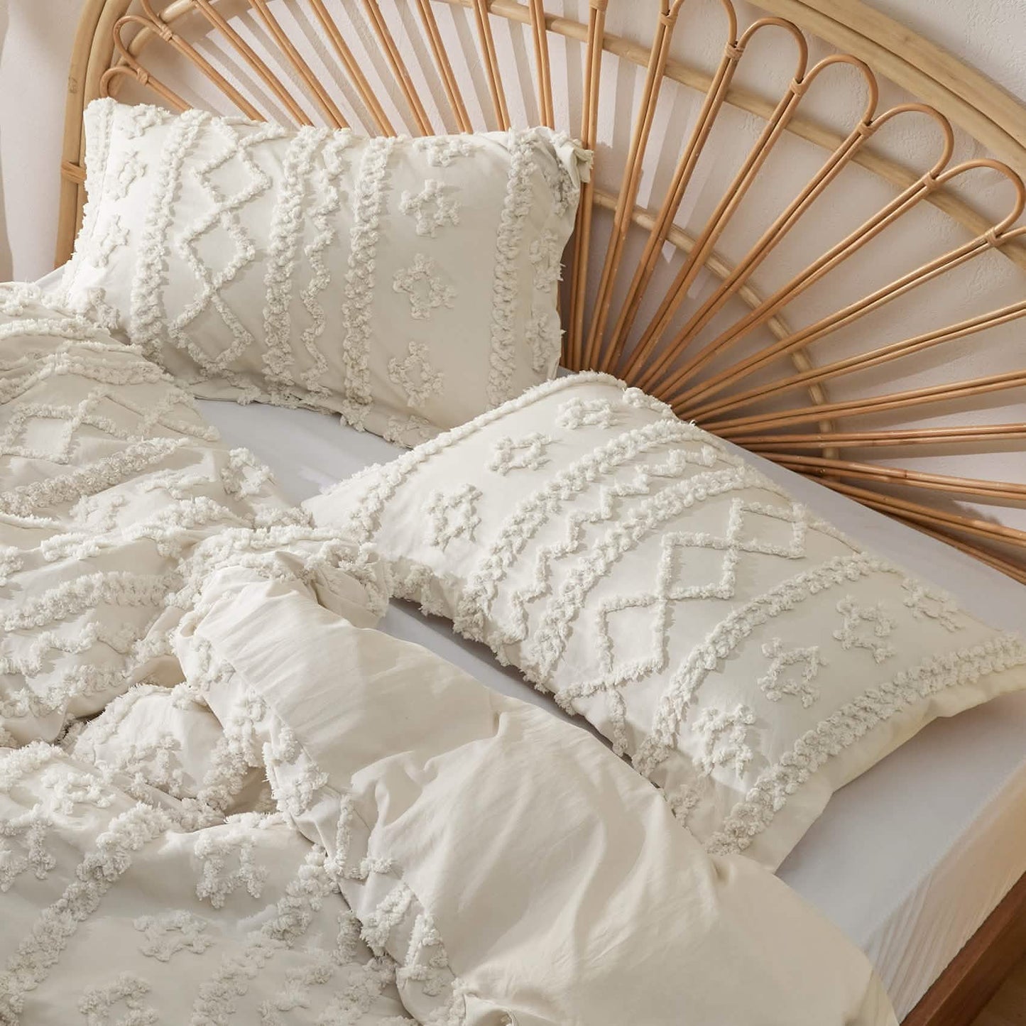 GentleSoft™ Boho Tufted Embroidery Duvet Cover Set