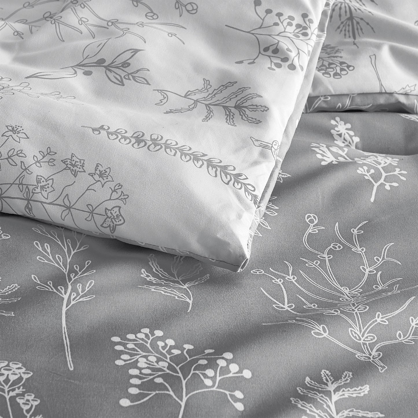 GentleSoft® Reversible Floral Print Duvet Cover Set