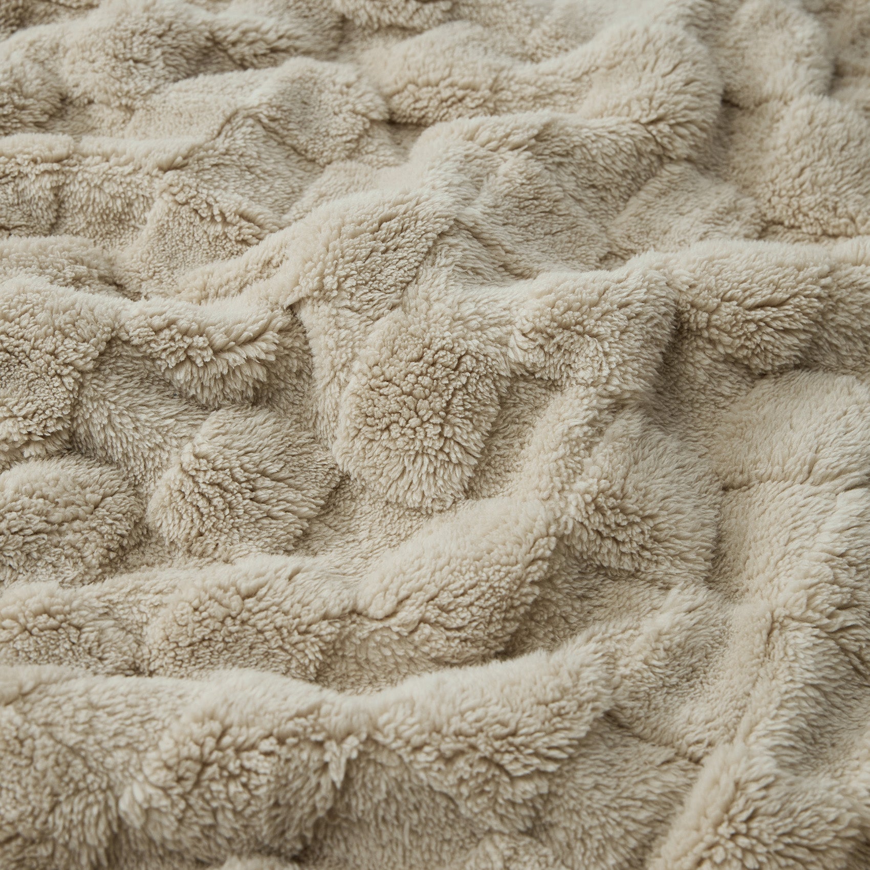 GentleSoft™ Jacquard Shaggy Sherpa Blanket