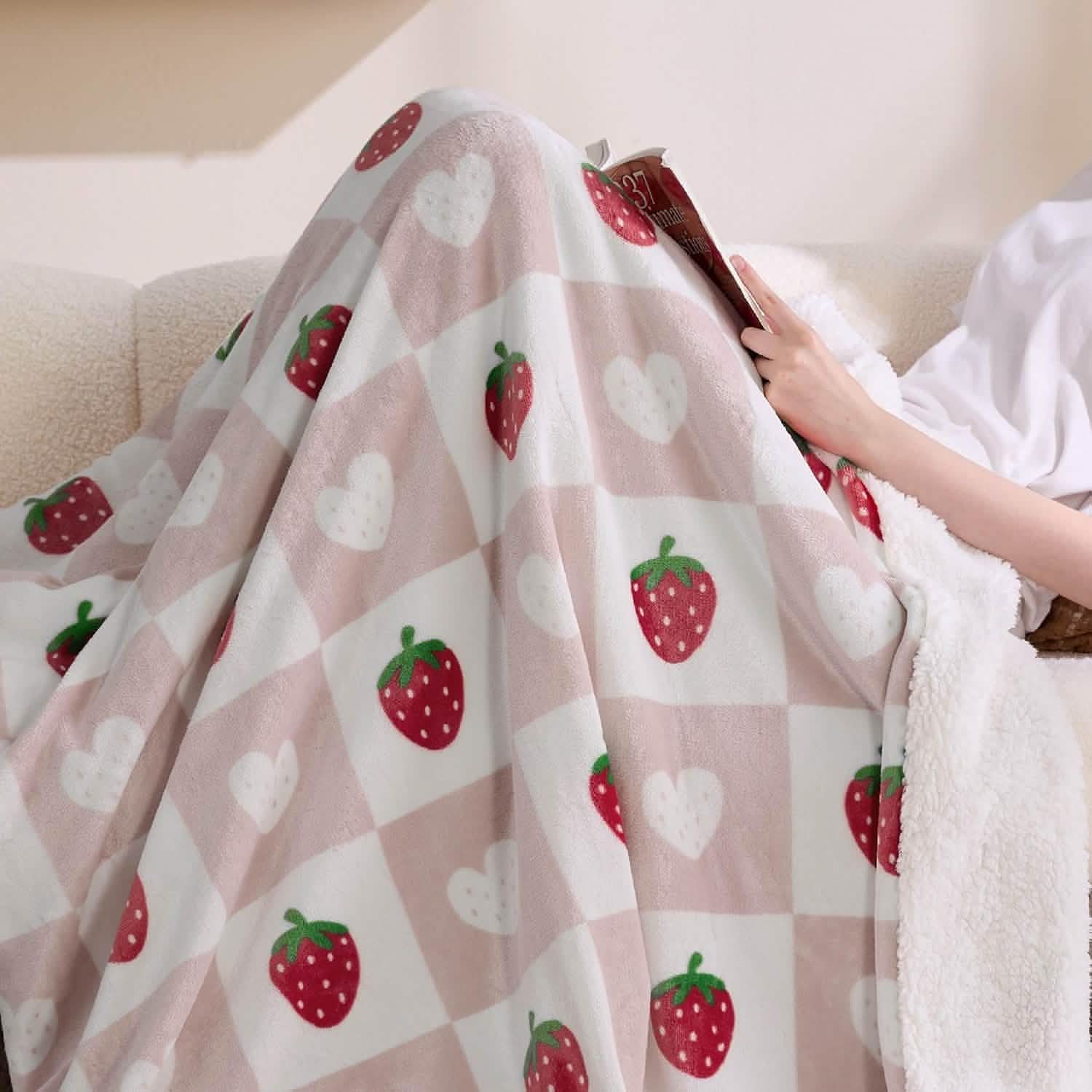 GentleSoft™ Printed Throw Sherpa Blanket Strawberry Checkboard