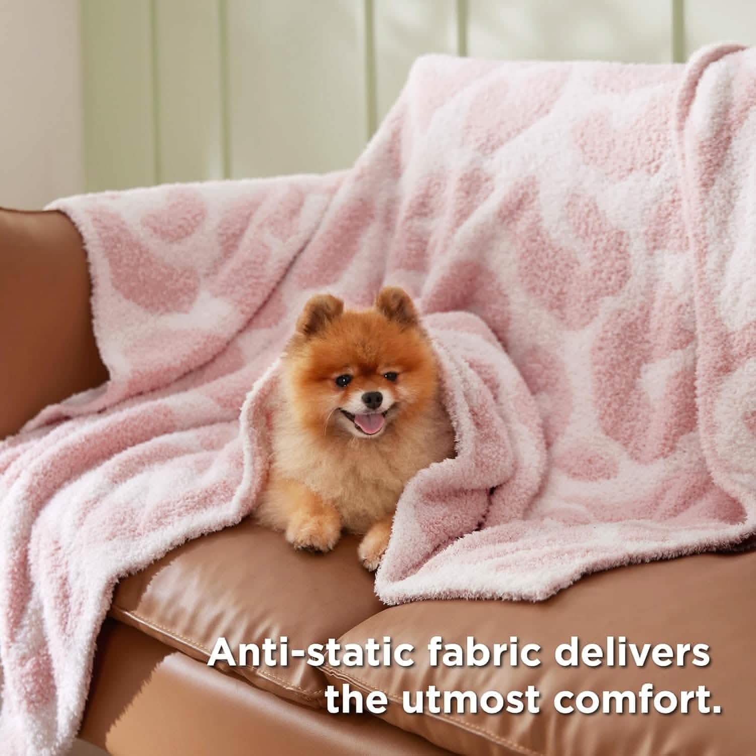 GentleSoft™ Feather Yarn Throw Blanket