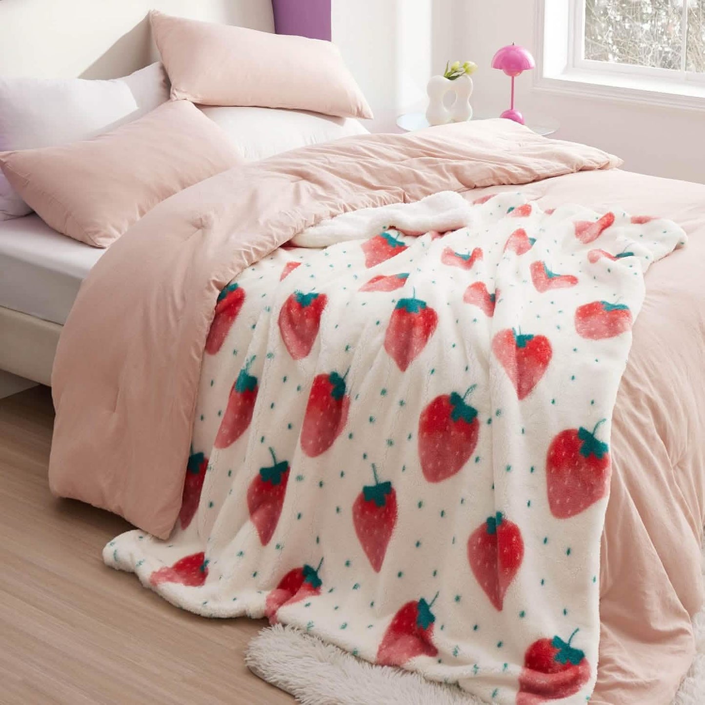 GentleSoft™ Printed Throw Sherpa Blanket strawberry Dots