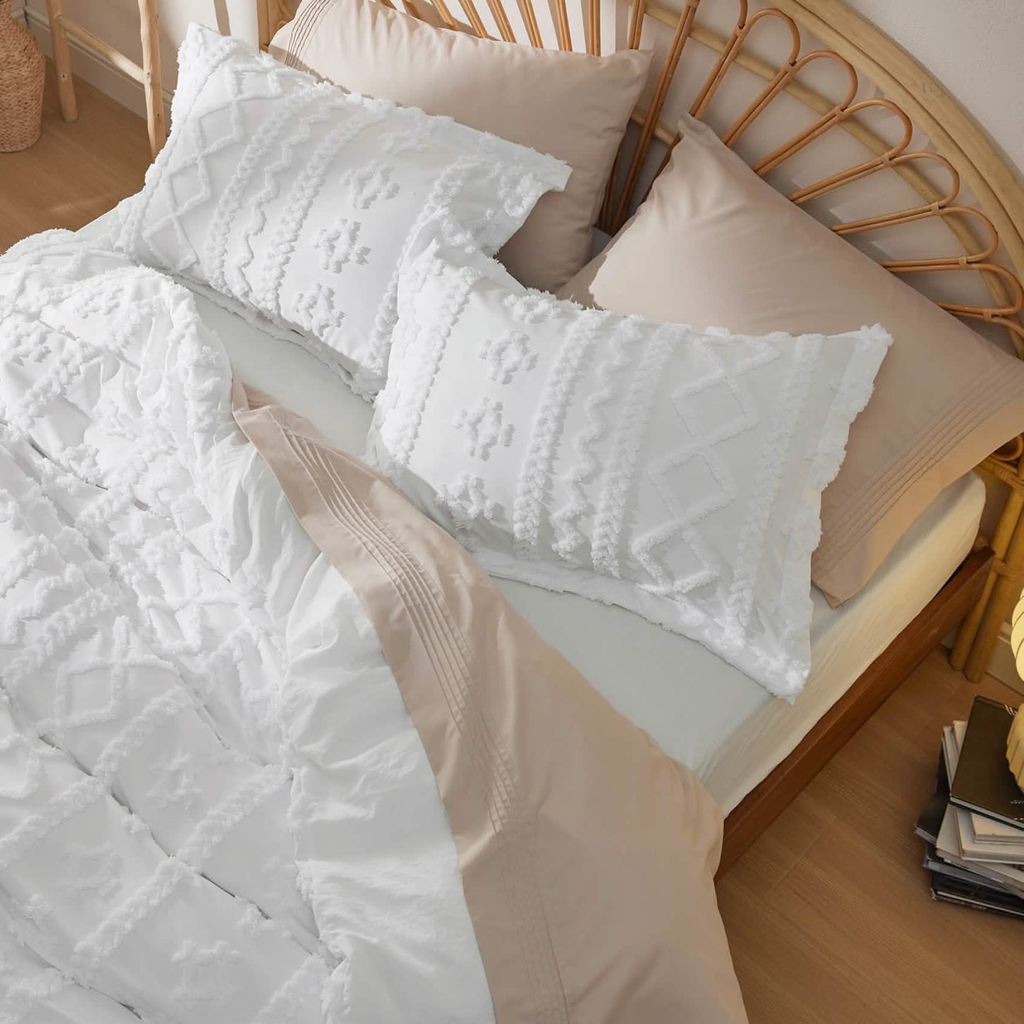 GentleSoft™ Boho Tufted Embroidery Duvet Cover Set