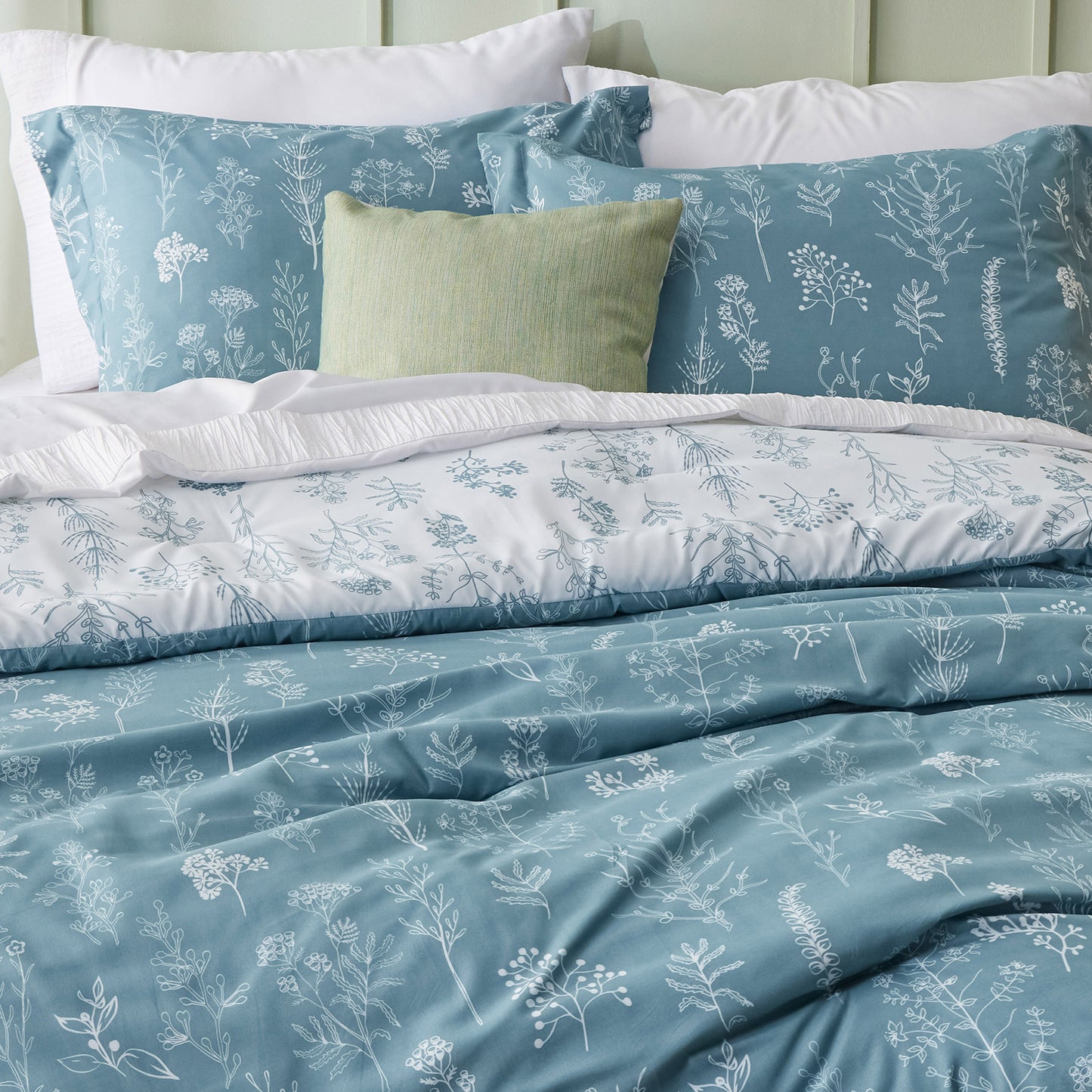 GentleSoft® Reversible Floral Print Duvet Cover Set