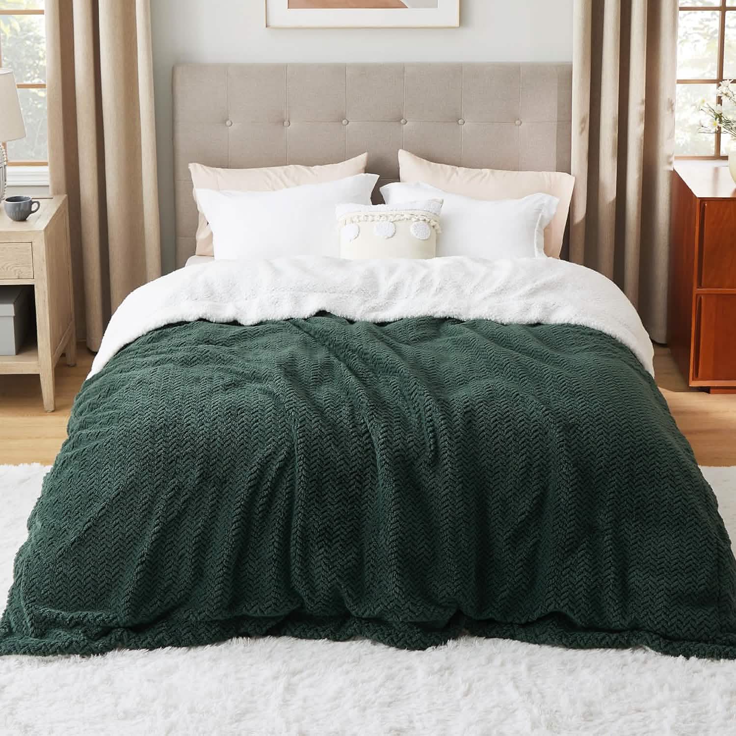 GentleSoft™ Chevron Sherpa Fleece Blanket