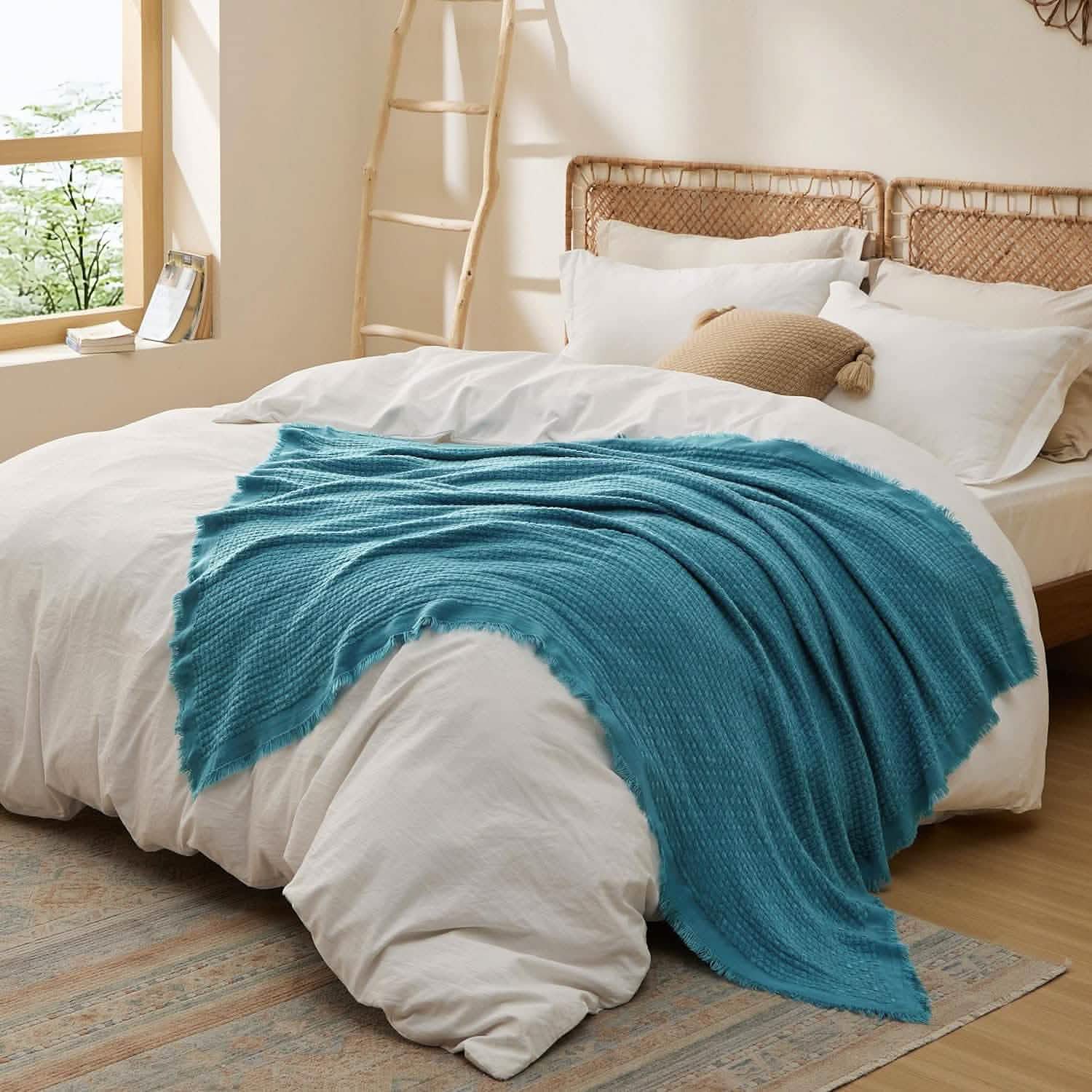 GentleSoft™ Woven Throw Blanket