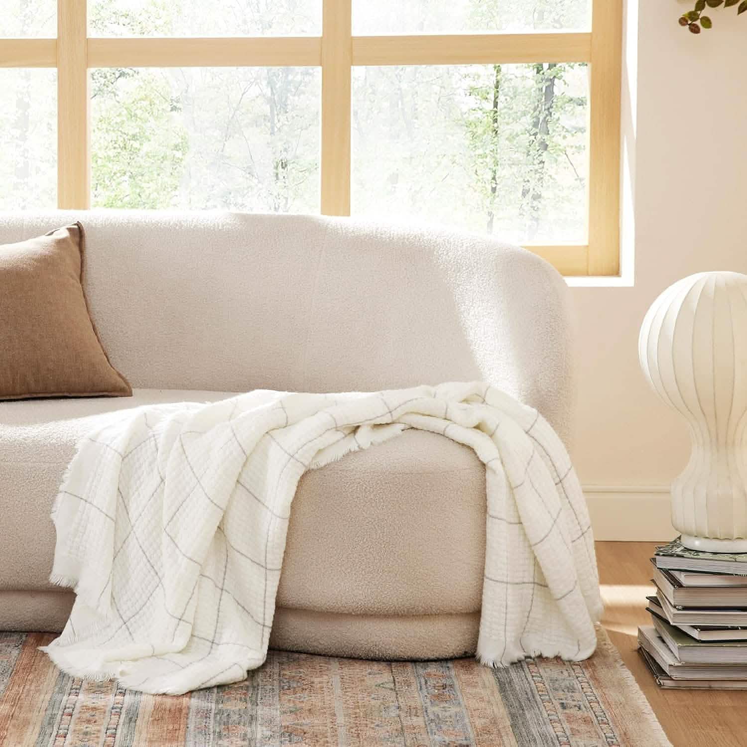 GentleSoft™ Woven Throw Blanket
