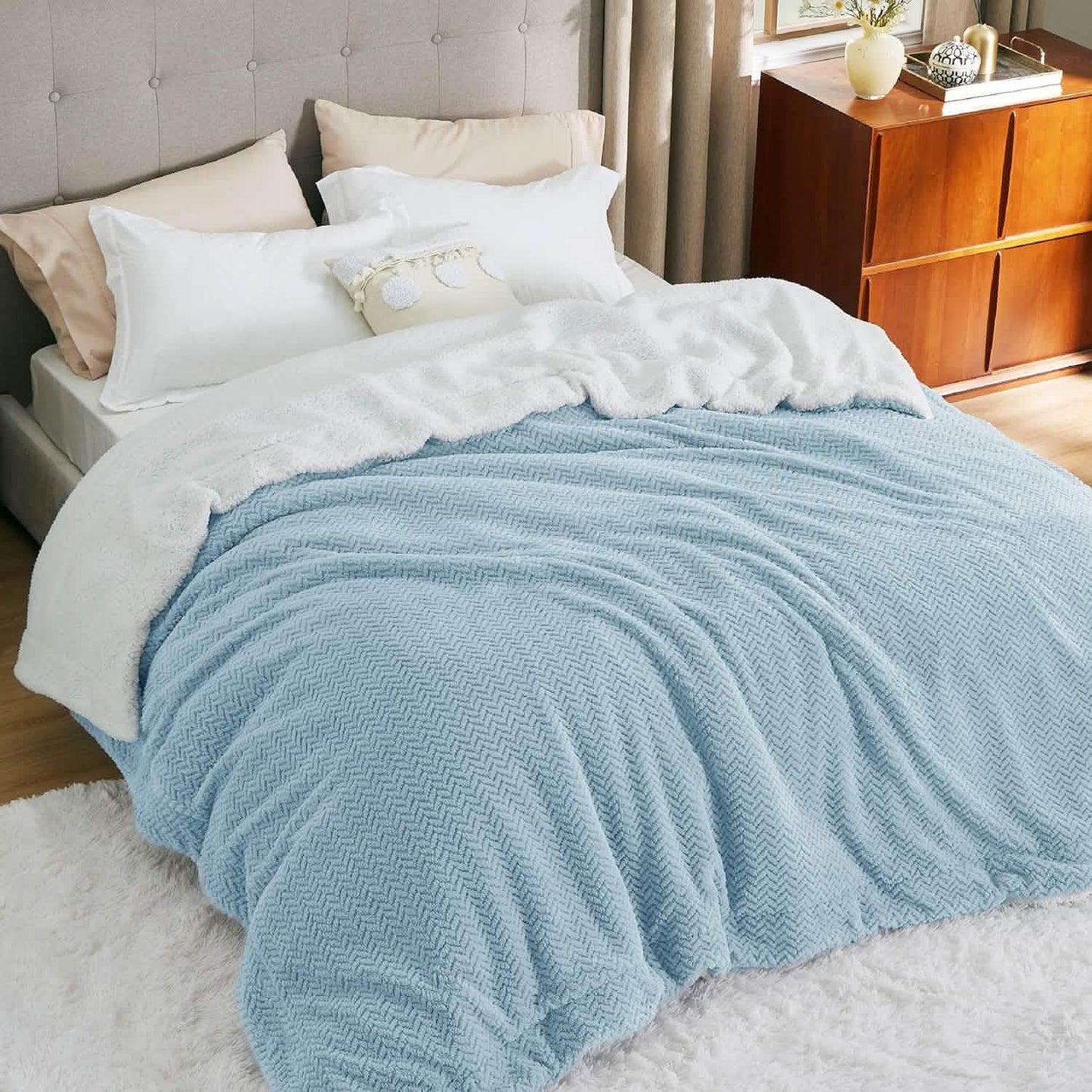 GentleSoft™ Chevron Sherpa Fleece Blanket