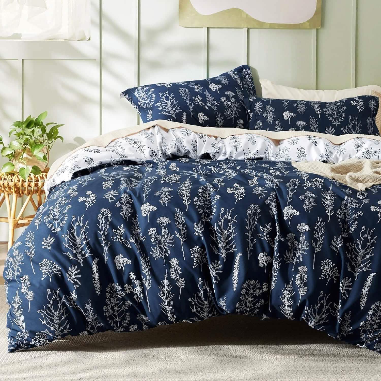 GentleSoft™ Reversible Floral Print Duvet Cover Set