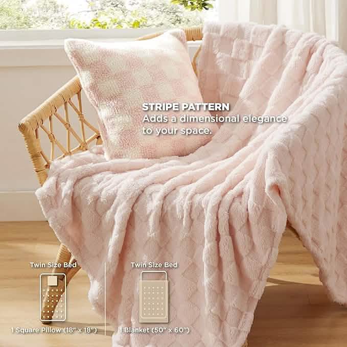 GentleSoft™ Checkered Comforter Set