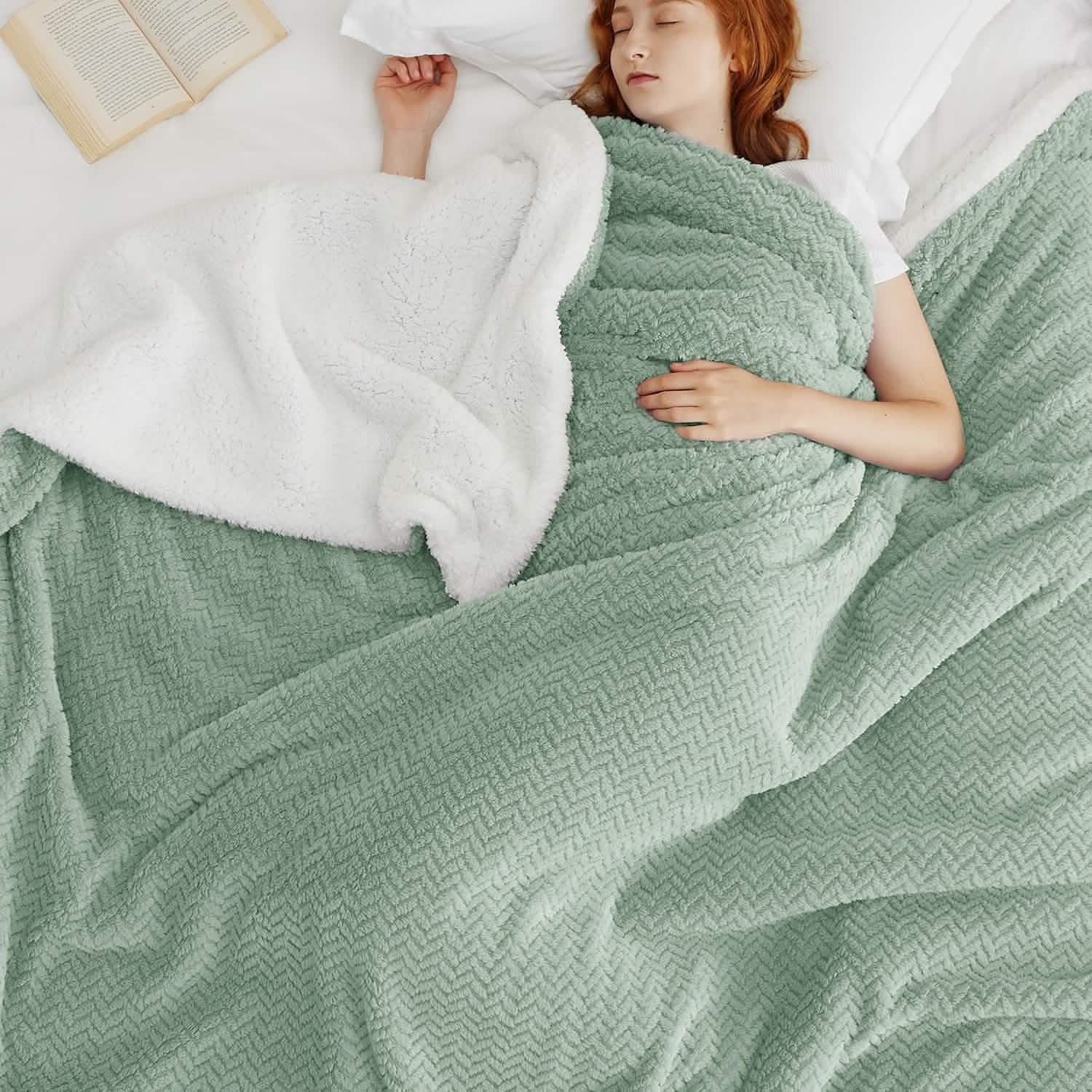 GentleSoft™ Chevron Sherpa Fleece Blanket