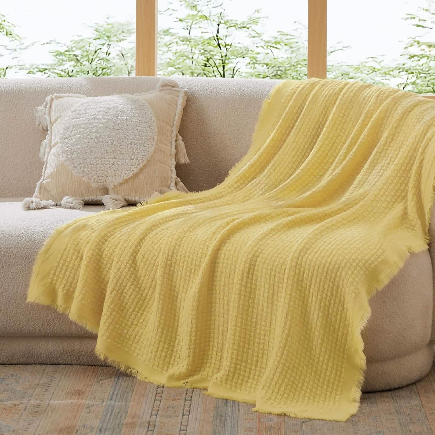 GentleSoft™ Woven Throw Blanket