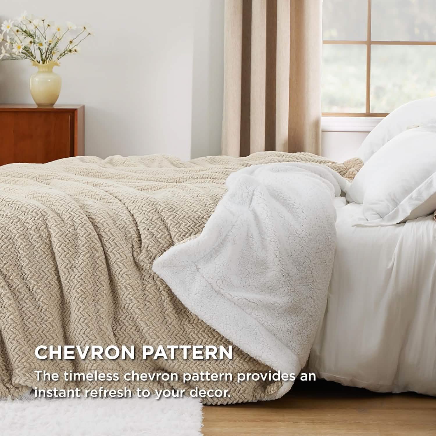 GentleSoft™ Chevron Sherpa Fleece Blanket