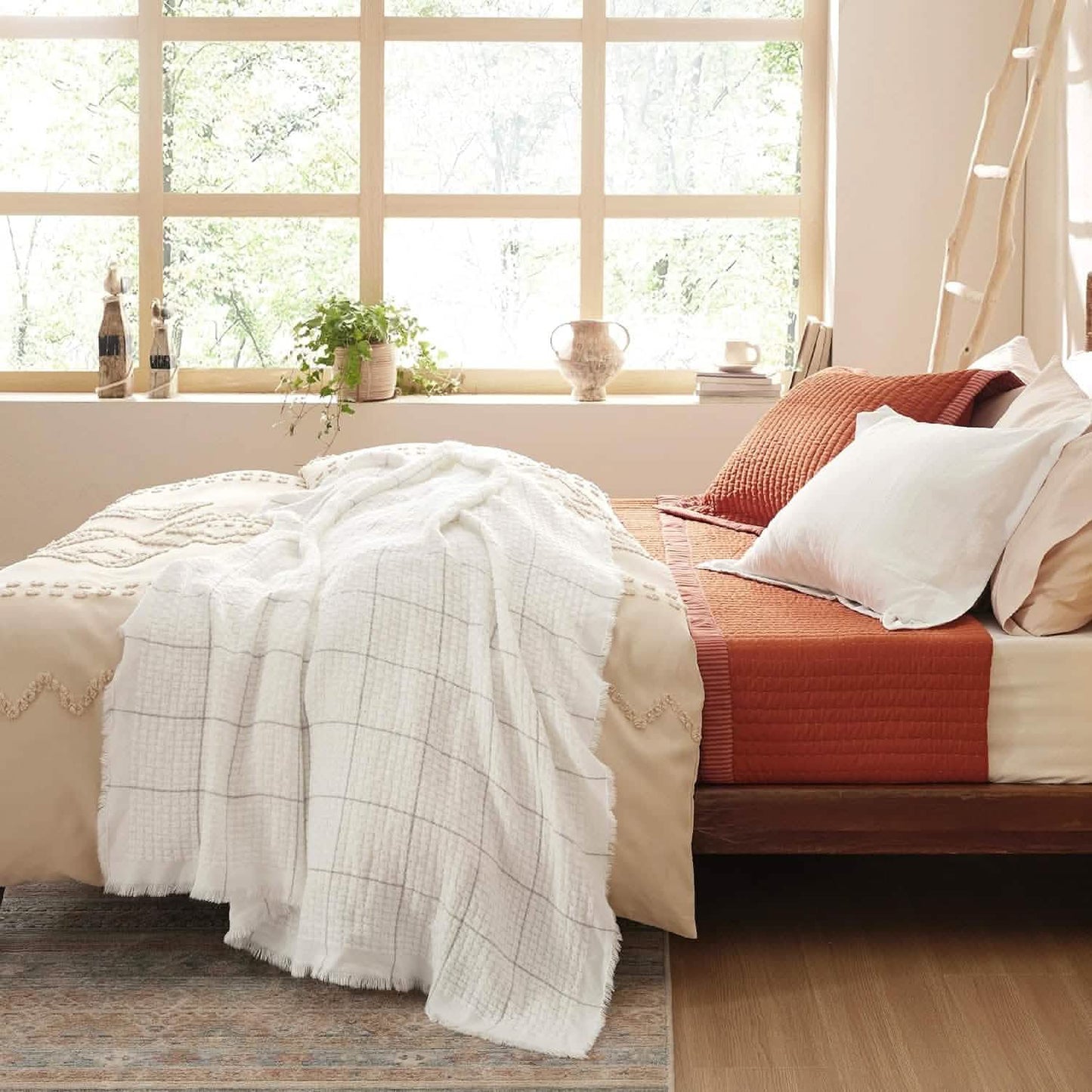 GentleSoft™ Woven Throw Blanket