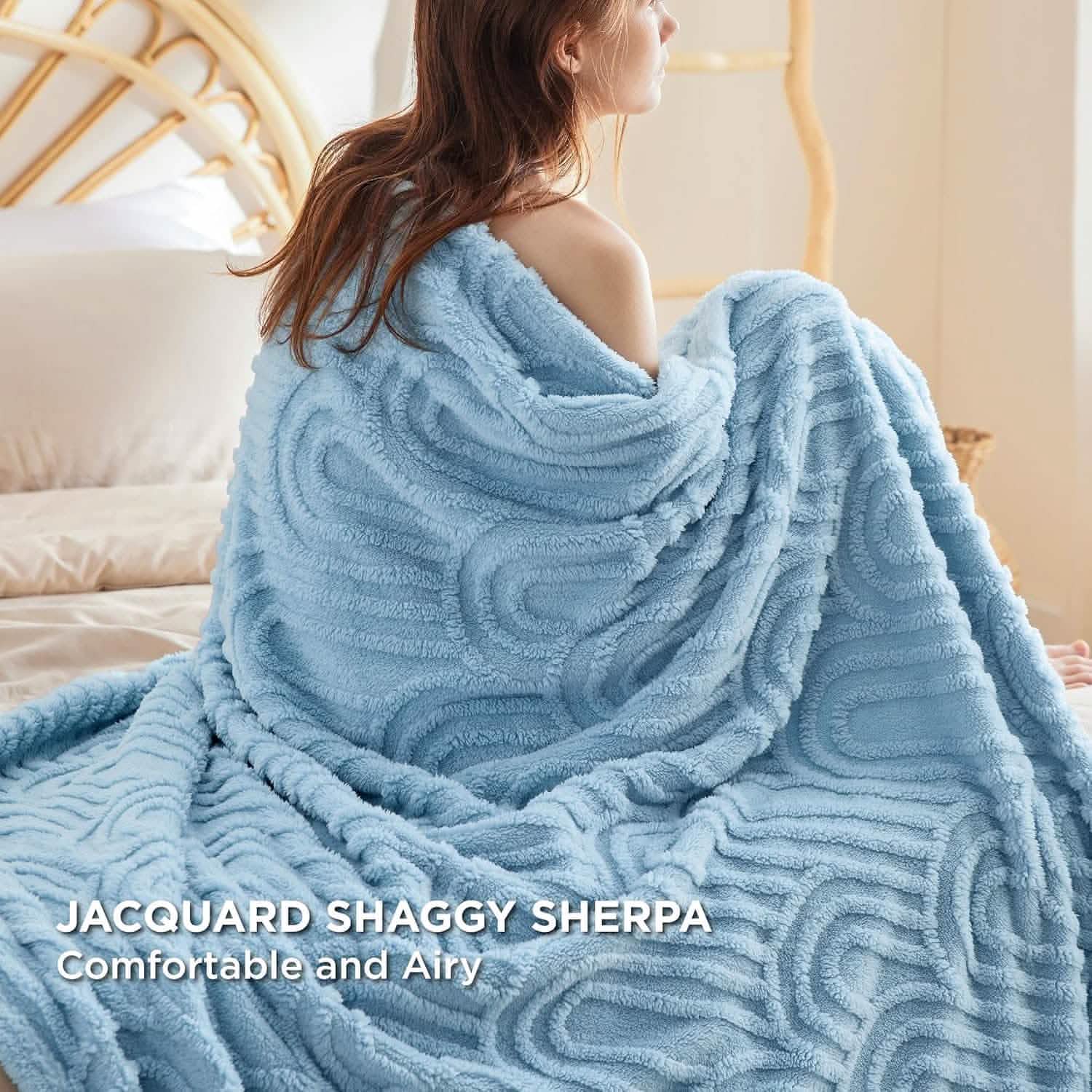 GentleSoft™ Arch Shaggy Sherpa Fleece Blanket