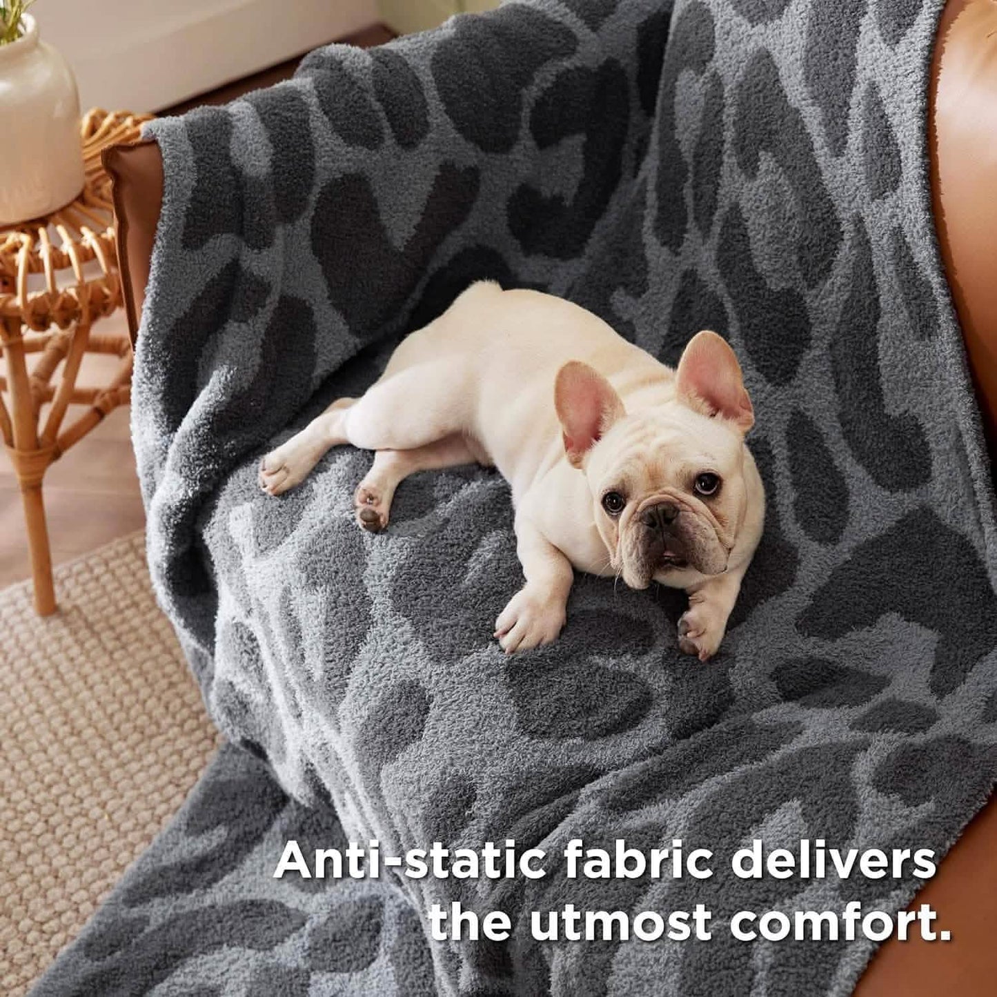 GentleSoft™ Feather Yarn Throw Blanket