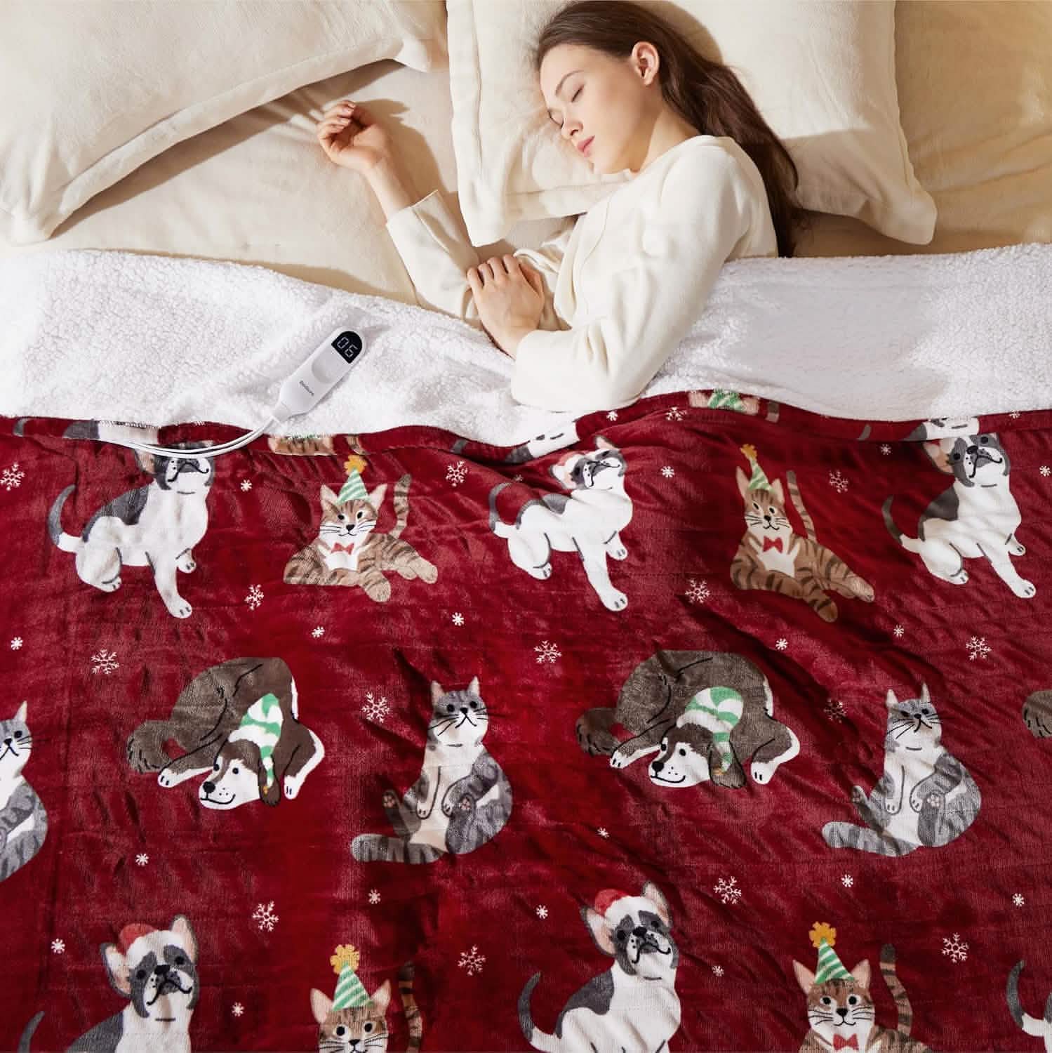 GentleSoft™ Christmas Flannel Heated Blanket Red