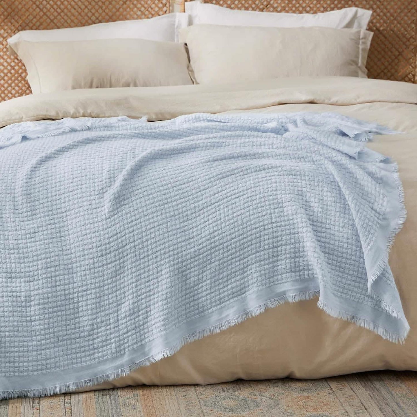 GentleSoft™ Woven Throw Blanket