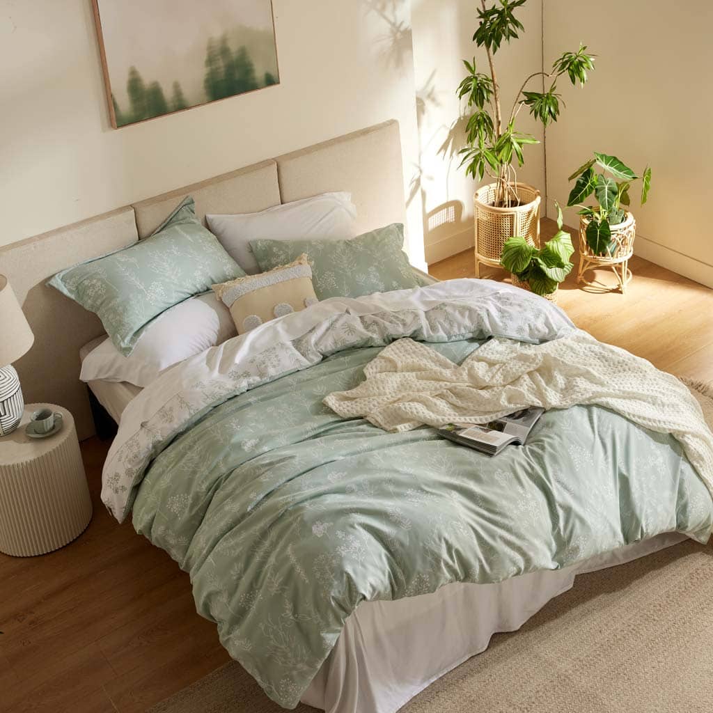 Bedsure Queen Comforter Set Green White - Reversible Floral Sage Green  Comforter