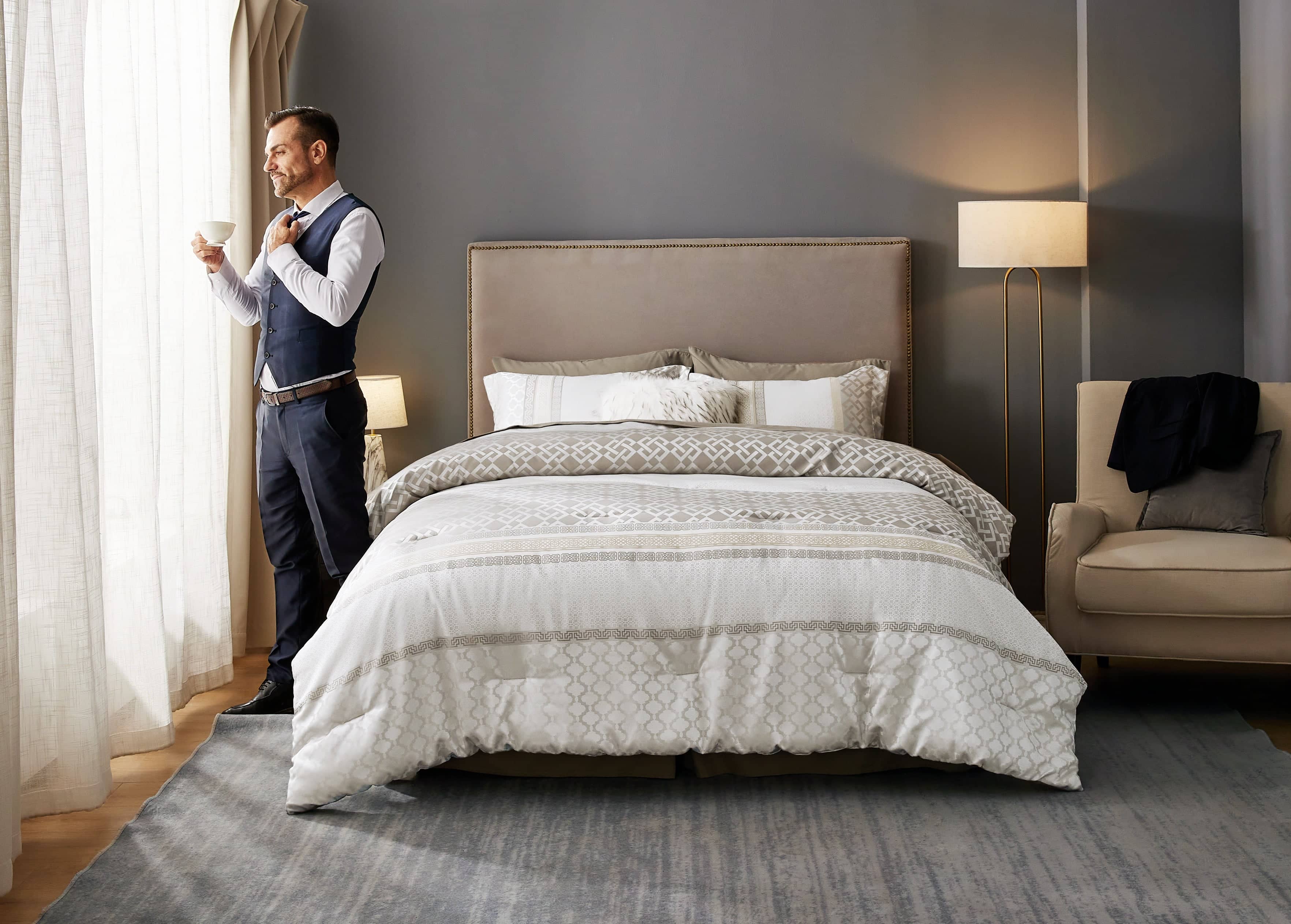Hotel Style Comforter Set- 8 Pieces