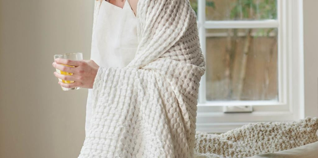 How to Choose the Right Blanket for Your Home Decor Style: A Style Matching Guide