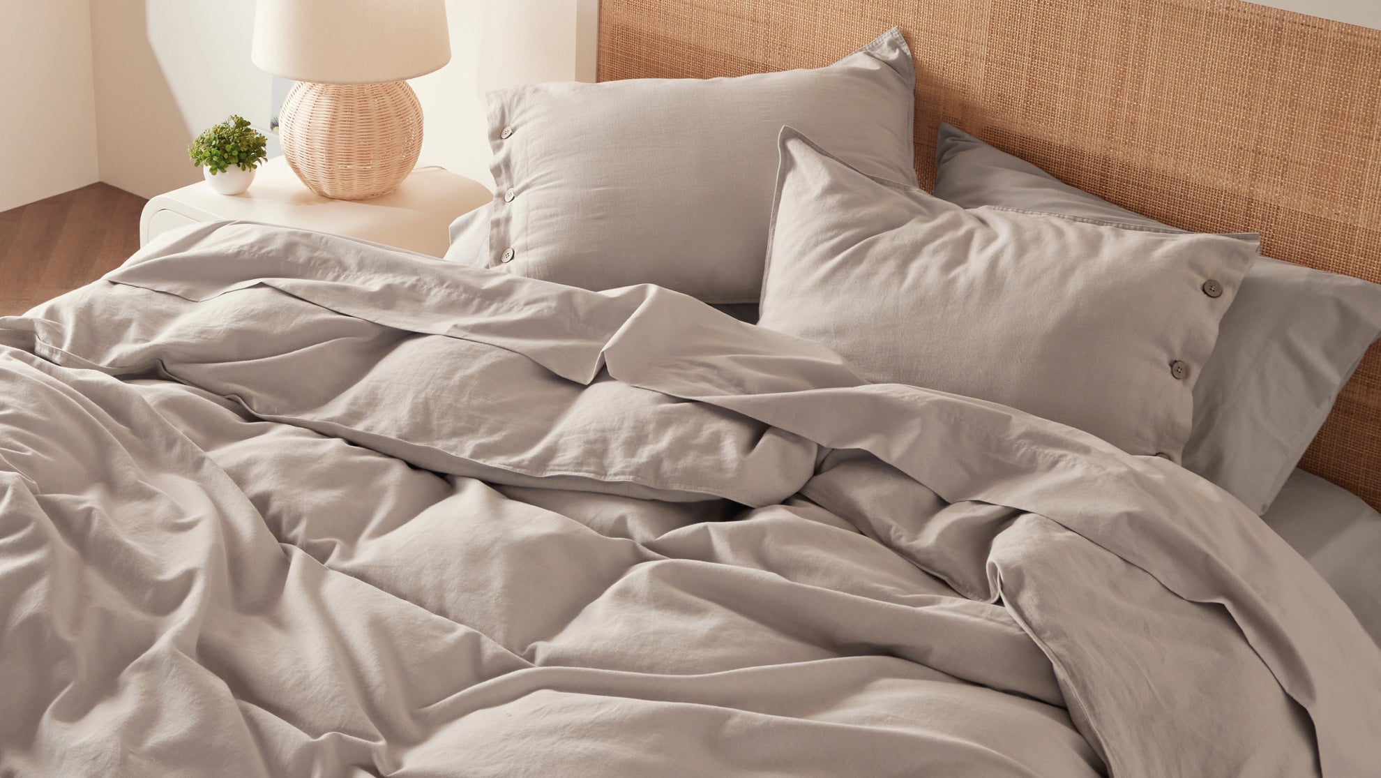 Linen-Feel Cotton Duvet Covers: Getting the Texture Without the Linen Price or Care