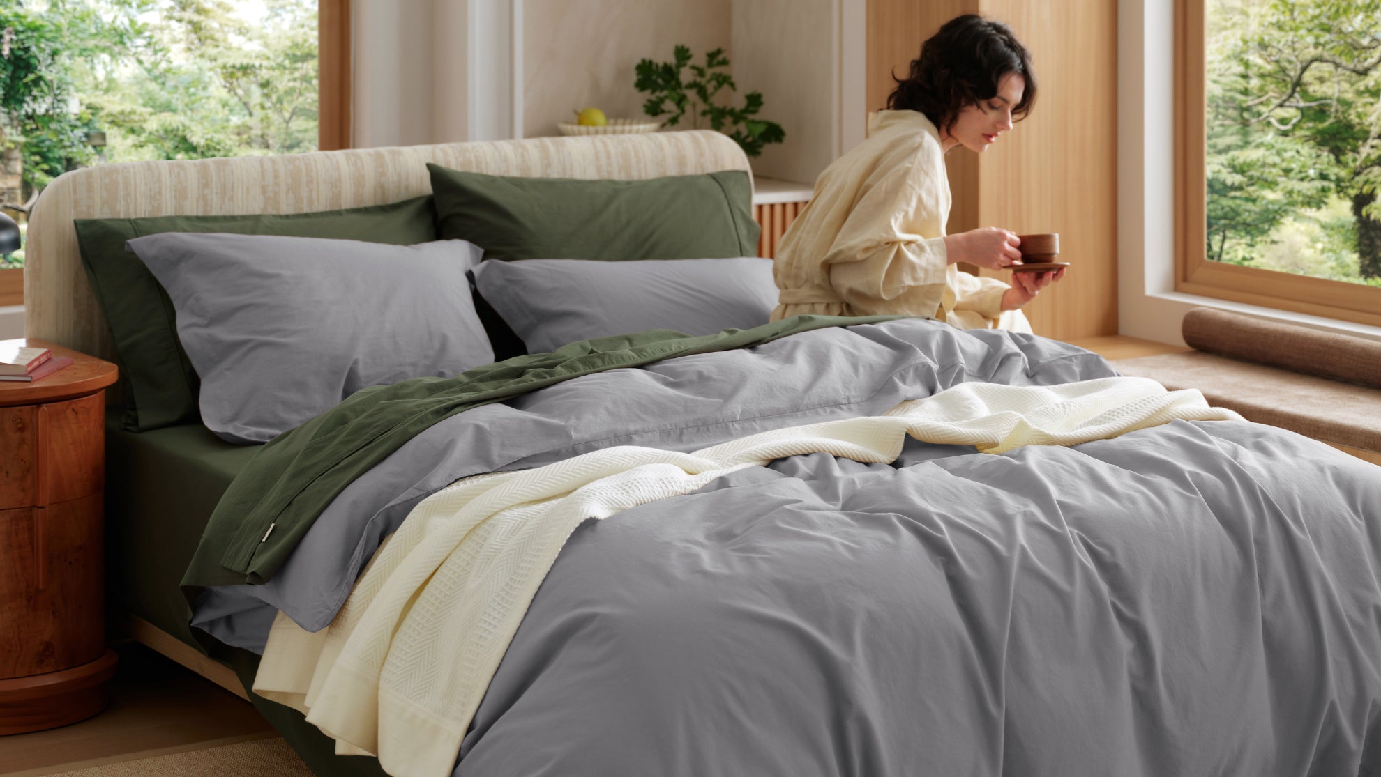 Cotton Duvet Covers for Hot Sleepers: Why Weave Matters More Than Thread Count