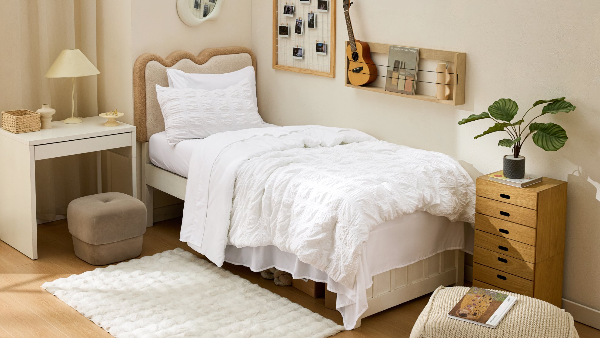 Best Comforter for Dorm Rooms Under $50: What's Actually Worth Cutting