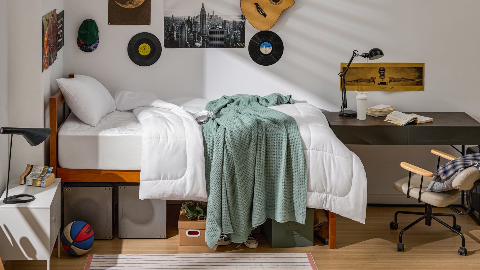 The Best Bedding for Dorm Rooms: What College Students Actually Need
