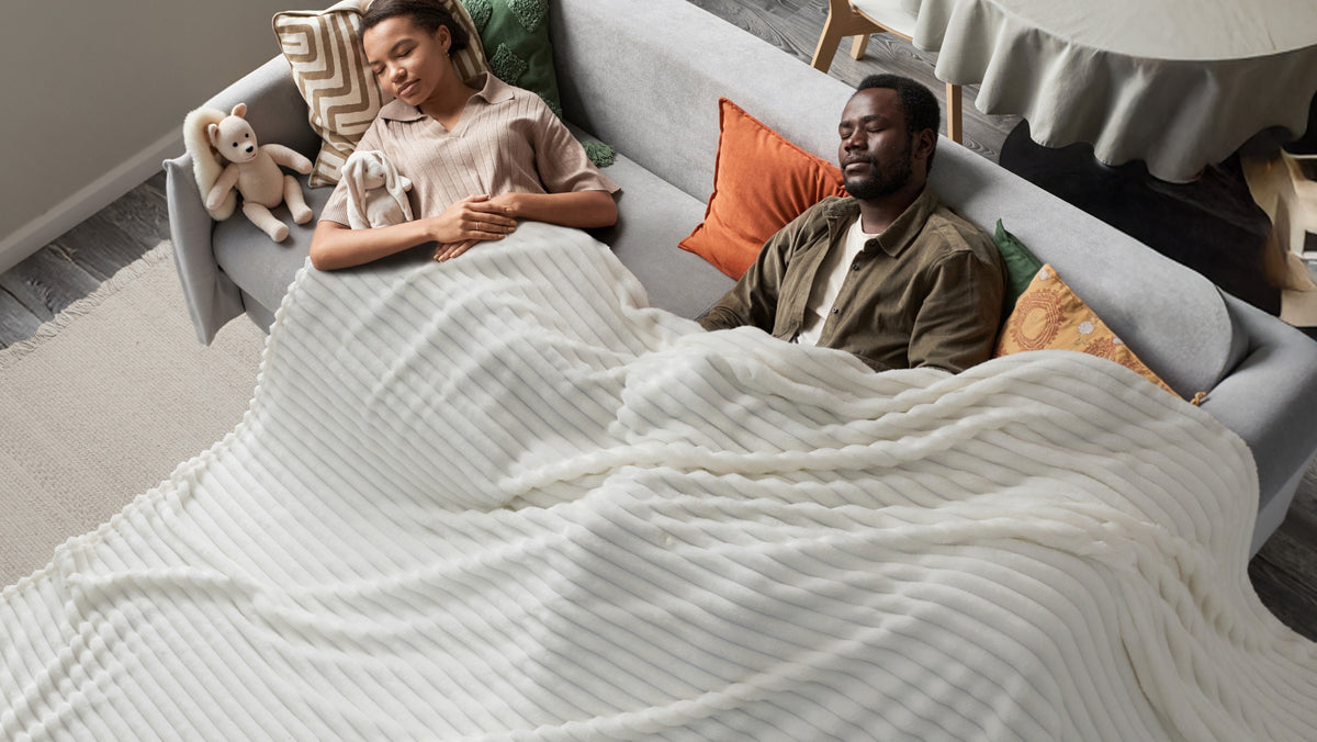 King-Size Throws on a Real Bed: Coverage Math Beyond the Marketing Photo