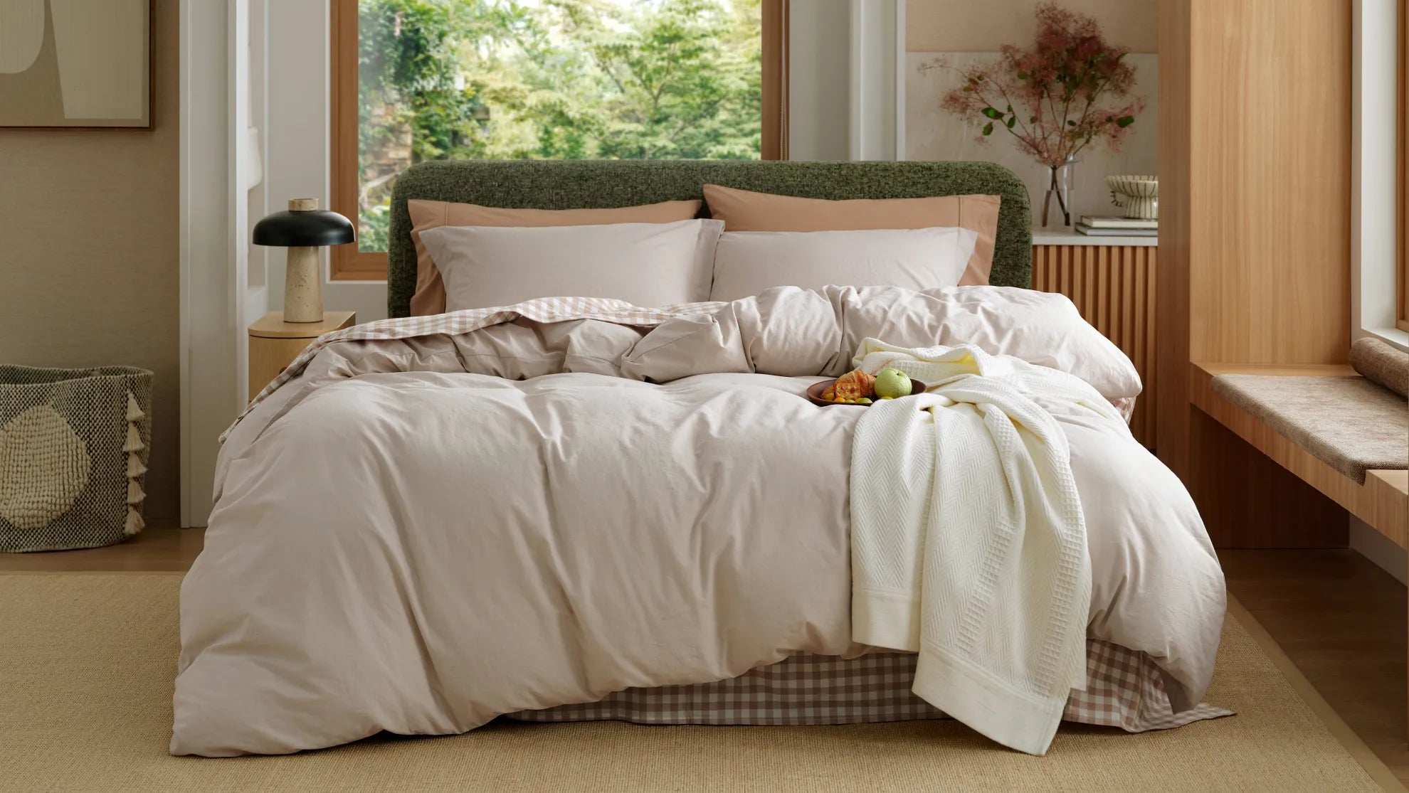 Beige, Oatmeal, Taupe: Understanding the Earthy Neutral Palette (And How They Actually Look on Your Bed)