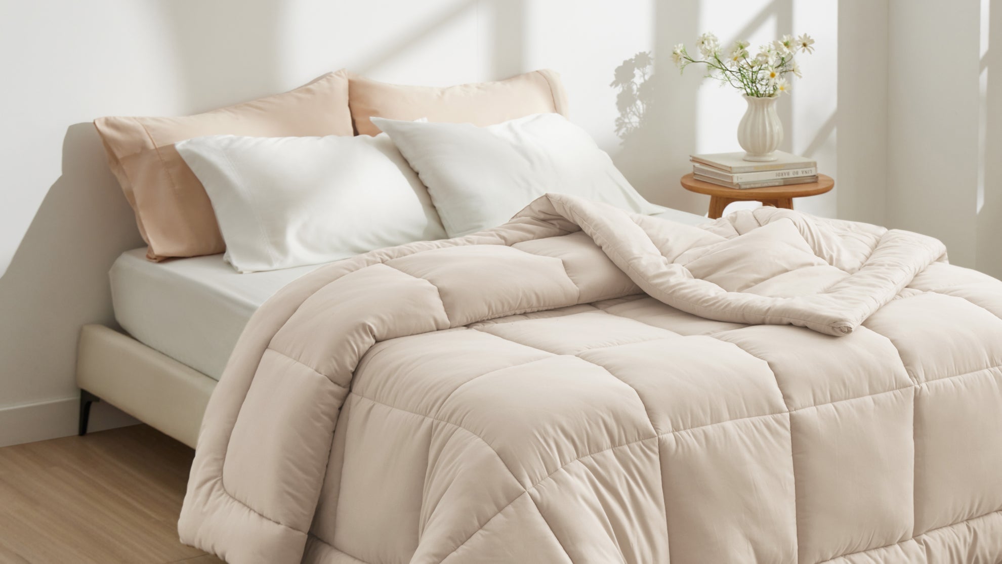Best Summer Comforter for Hot Sleepers: Lightweight, Breathable, and Actually Worth Buying in 2026