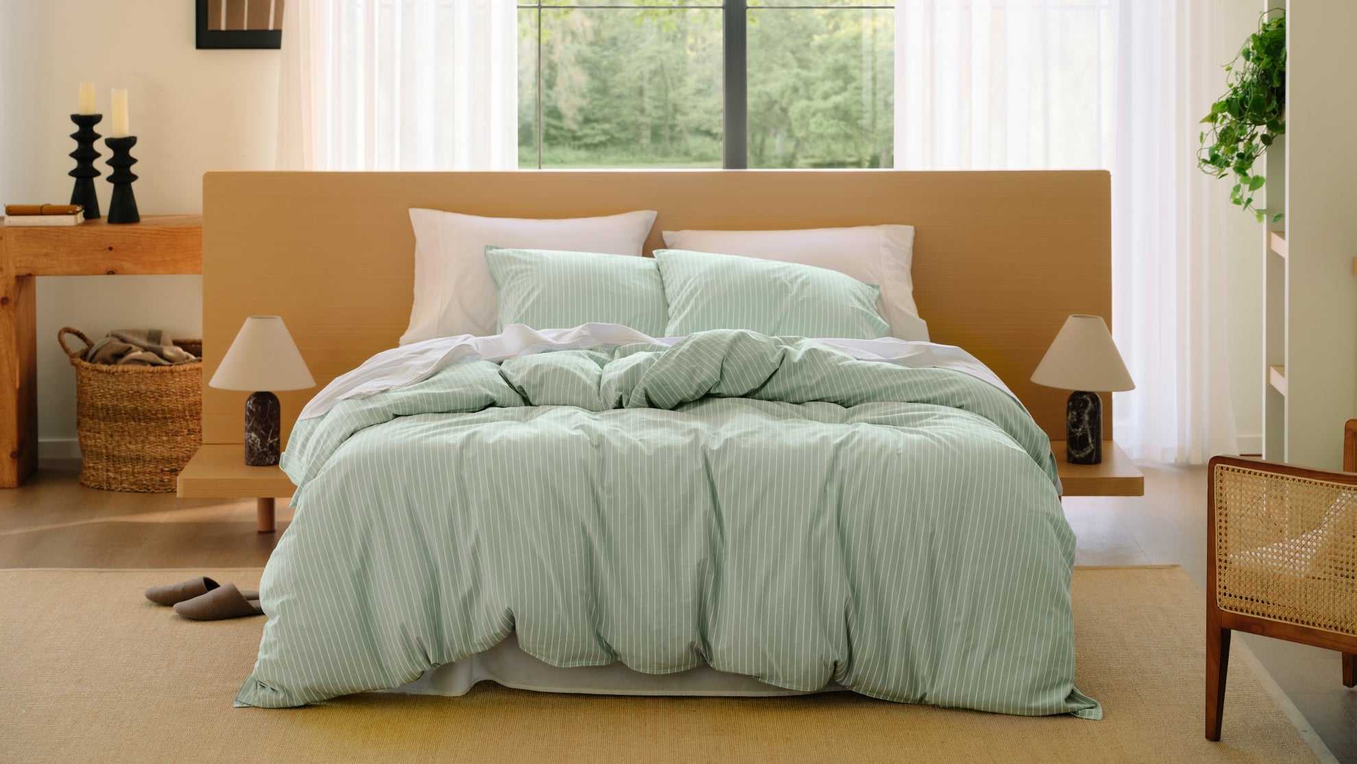 Best Bedding Color Combinations for Small Bedrooms: A Room-Size Aware Guide